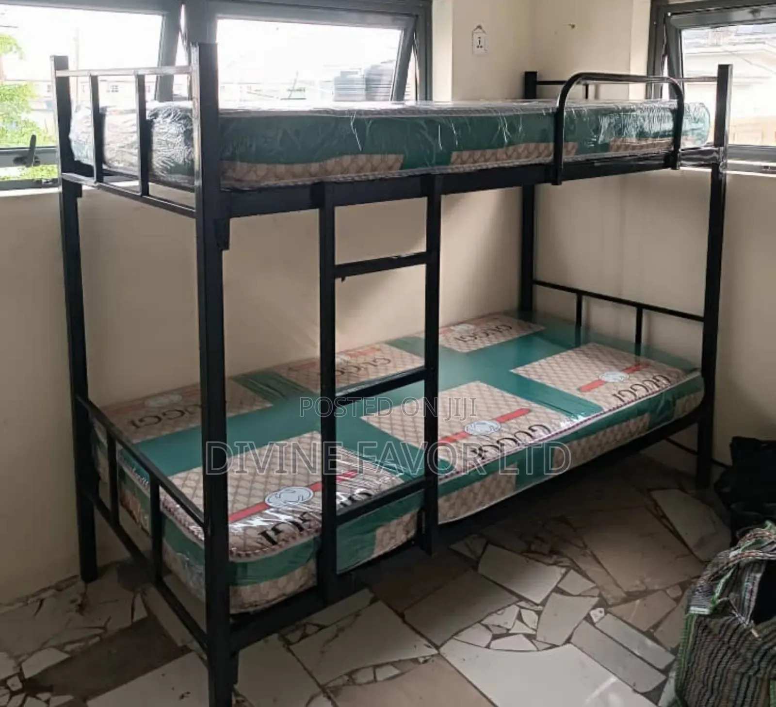Family Metal Bunk Bed 6 by 3 Feet.
