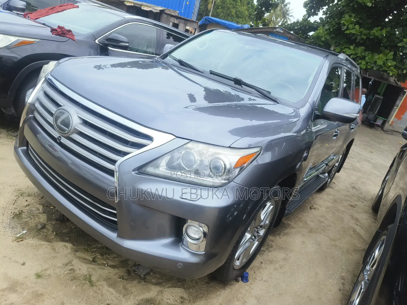 Lexus LX 570 AWD 2015 Gray