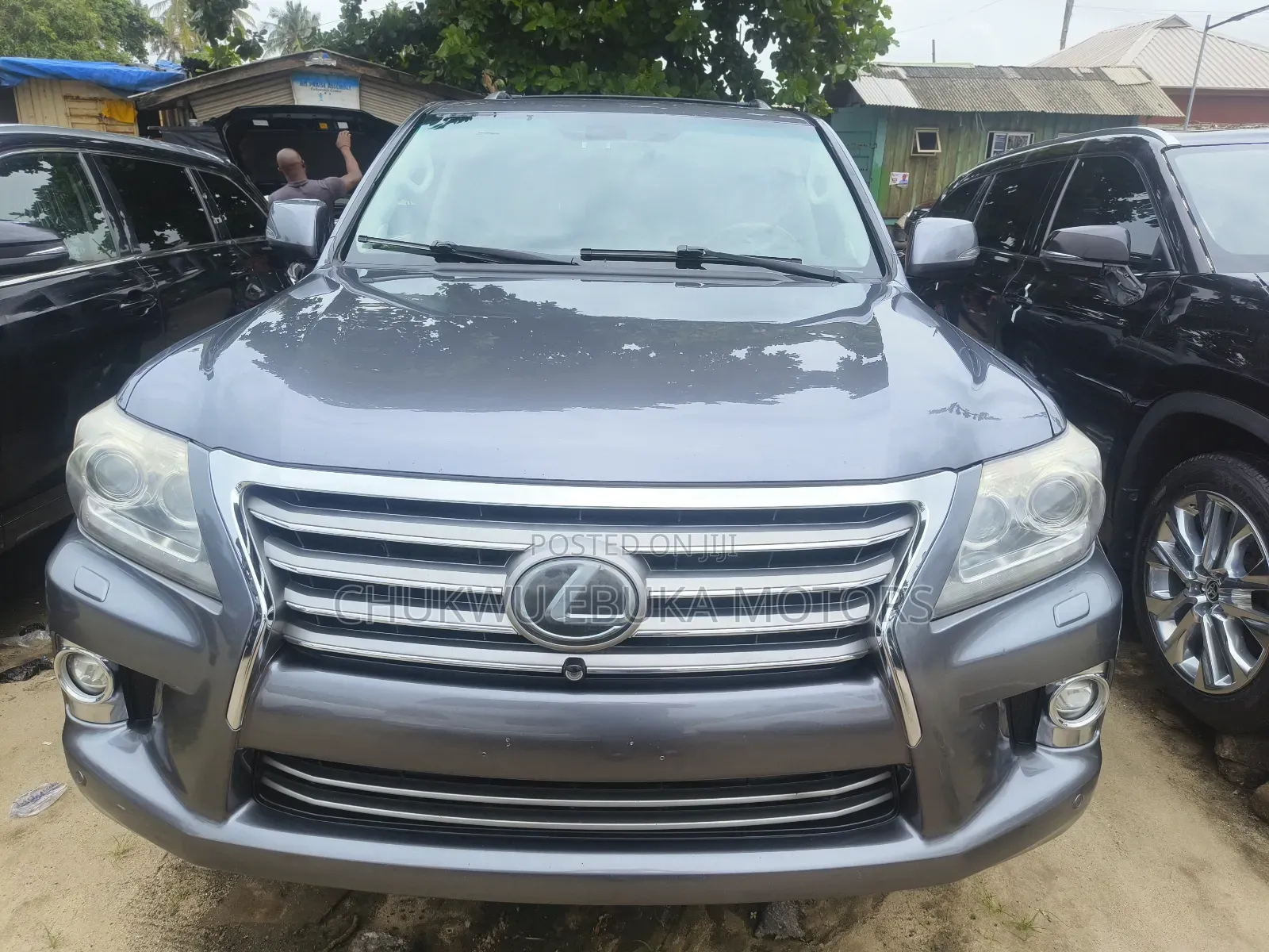 Lexus LX 570 AWD 2015 Gray