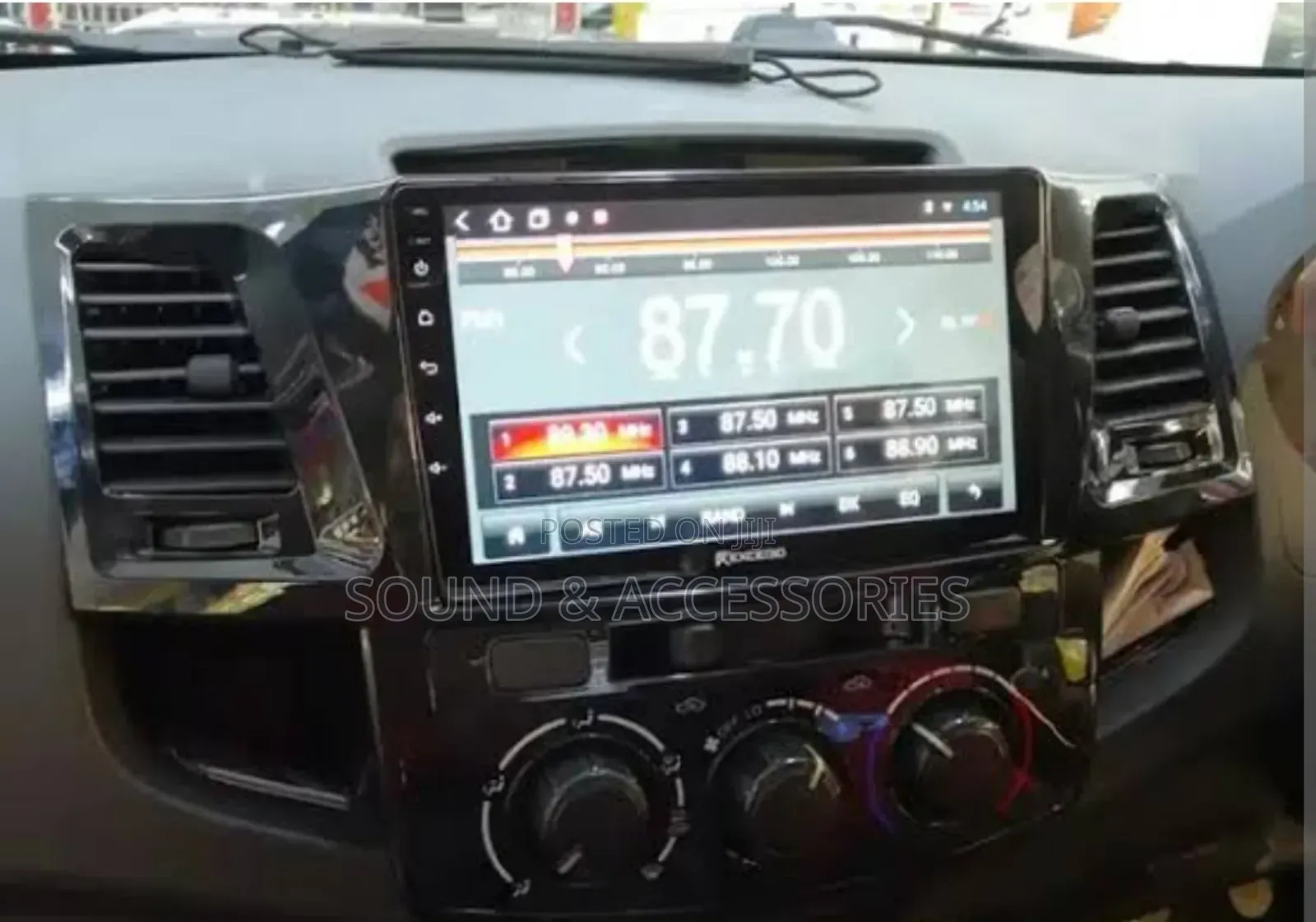 Toyota Hilux Fortuner Vigo 2010-14 Android GPS Navgtn Player
