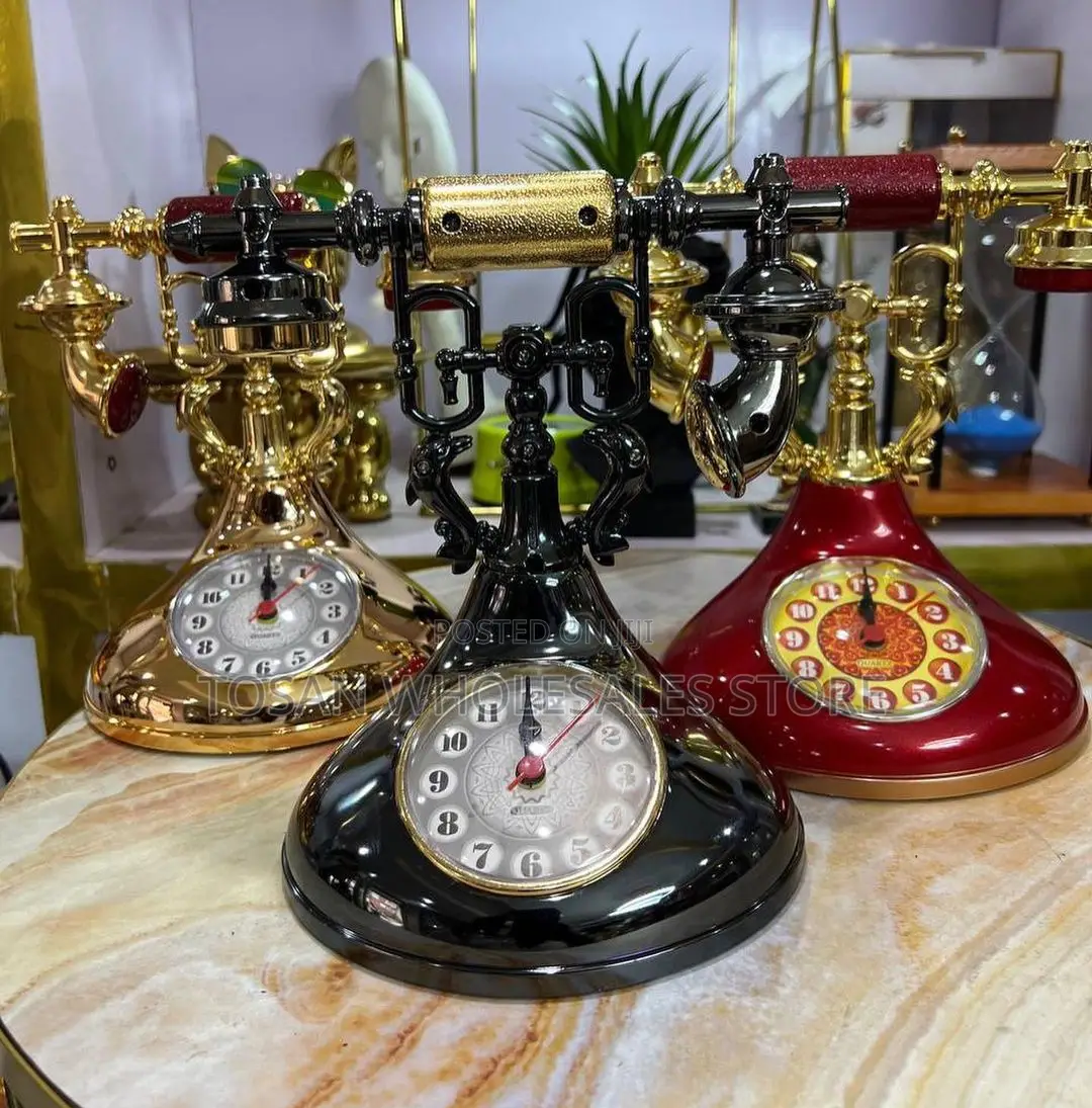 Retro Telephone Model Alarm Clock