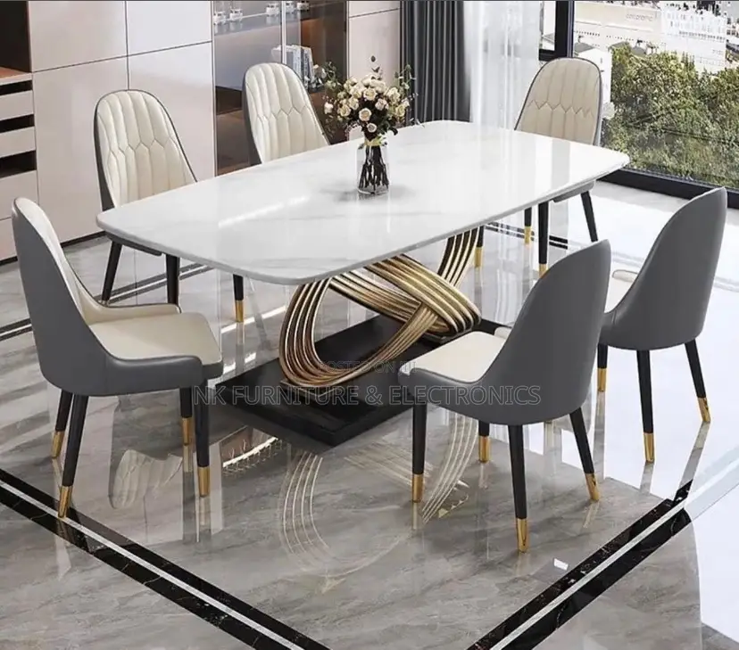 Luxurious Dining Table