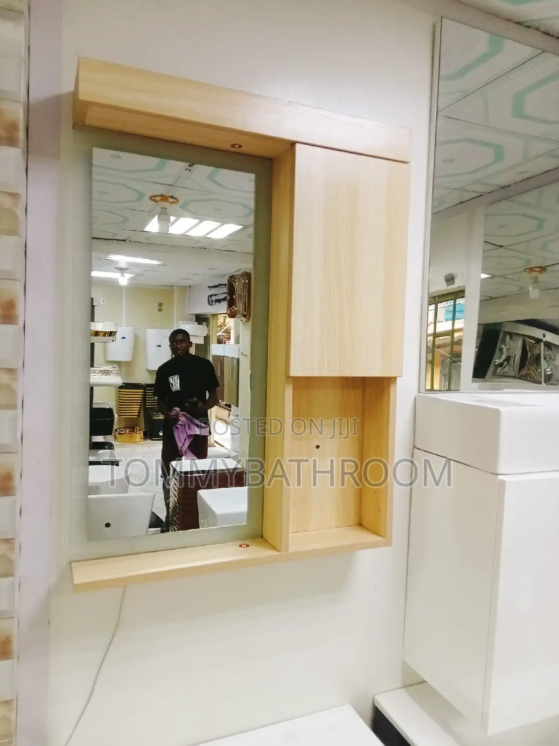 Cabinet Basin and Mirror