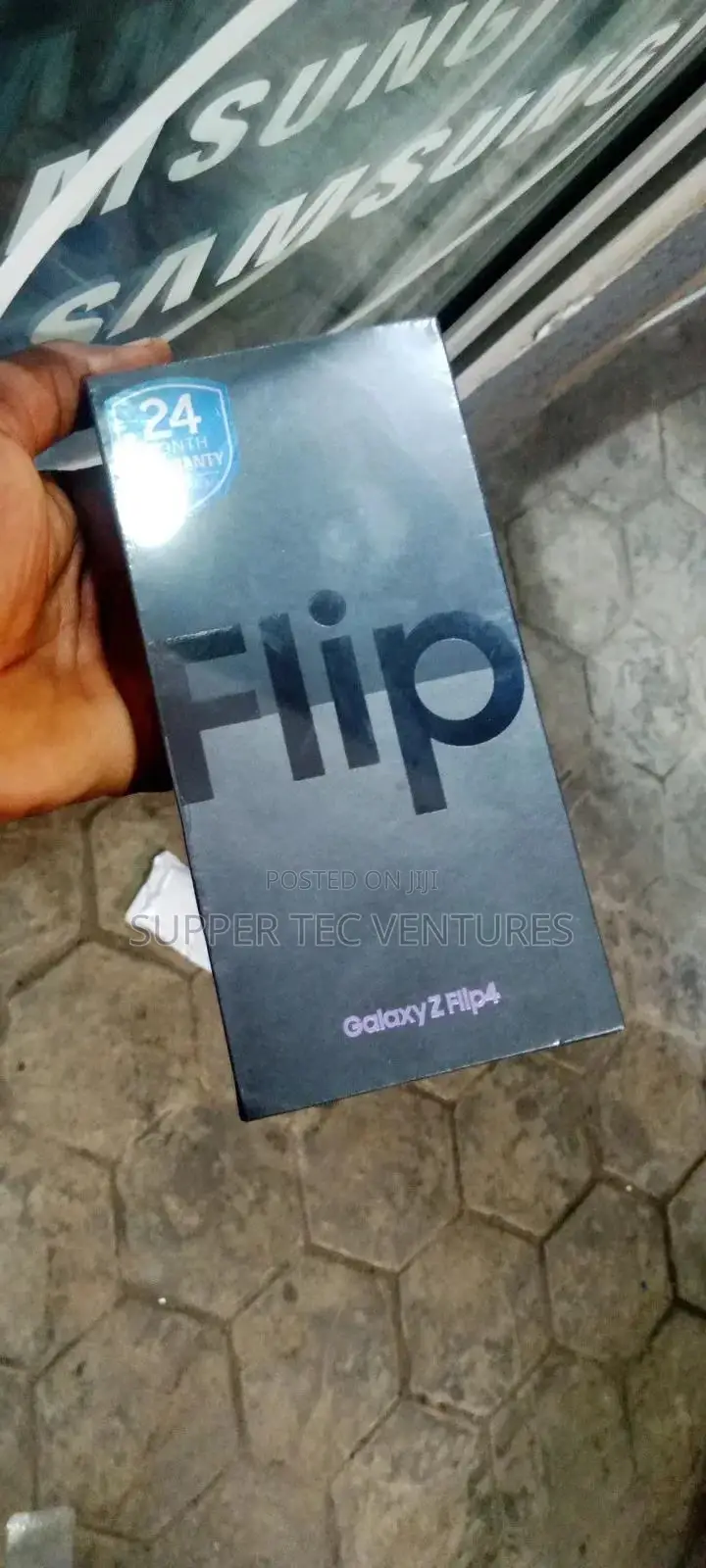 New Samsung Galaxy Z Flip4 512 GB