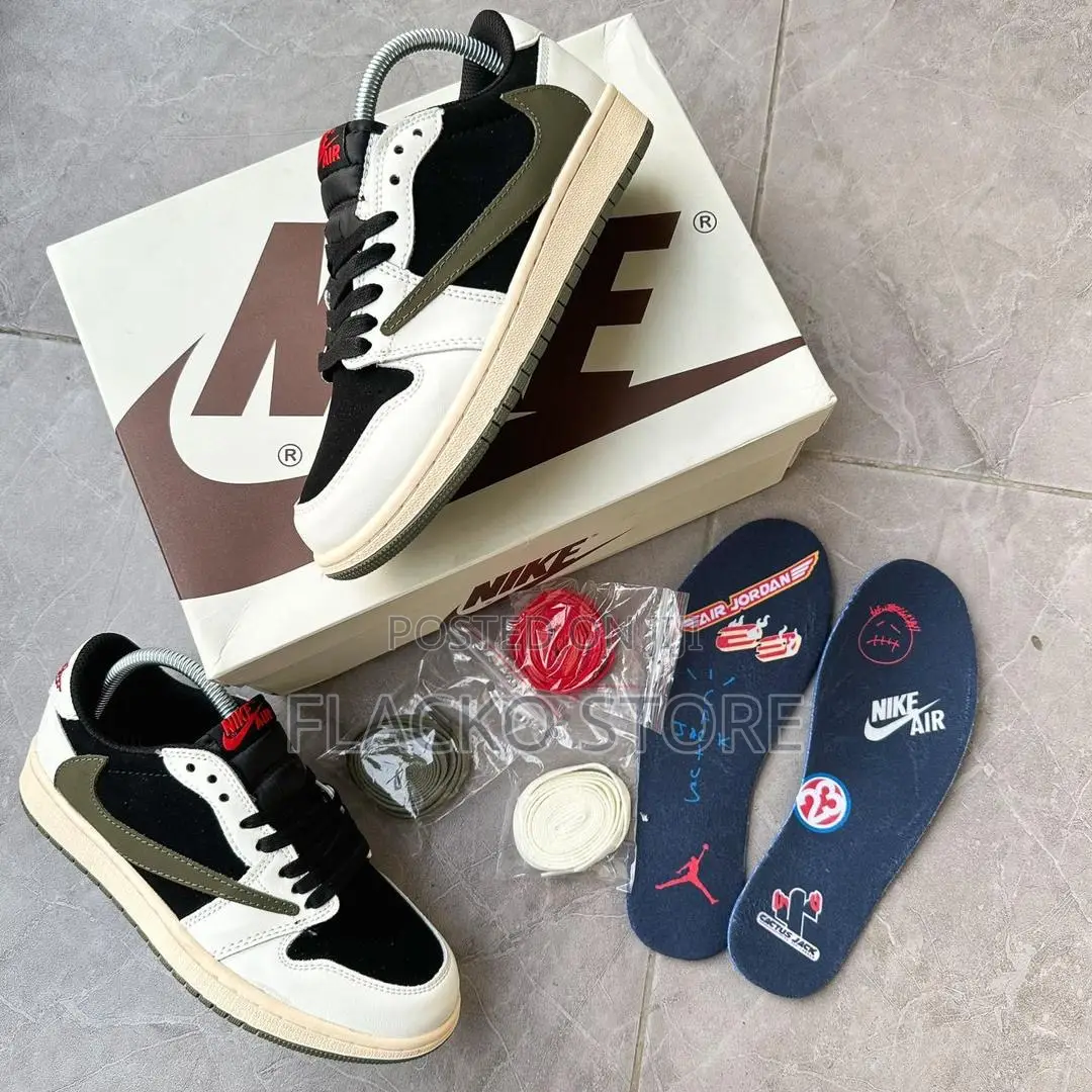 Original Travis Scott X Air Jordan 1 Low Retro Og Sneakers