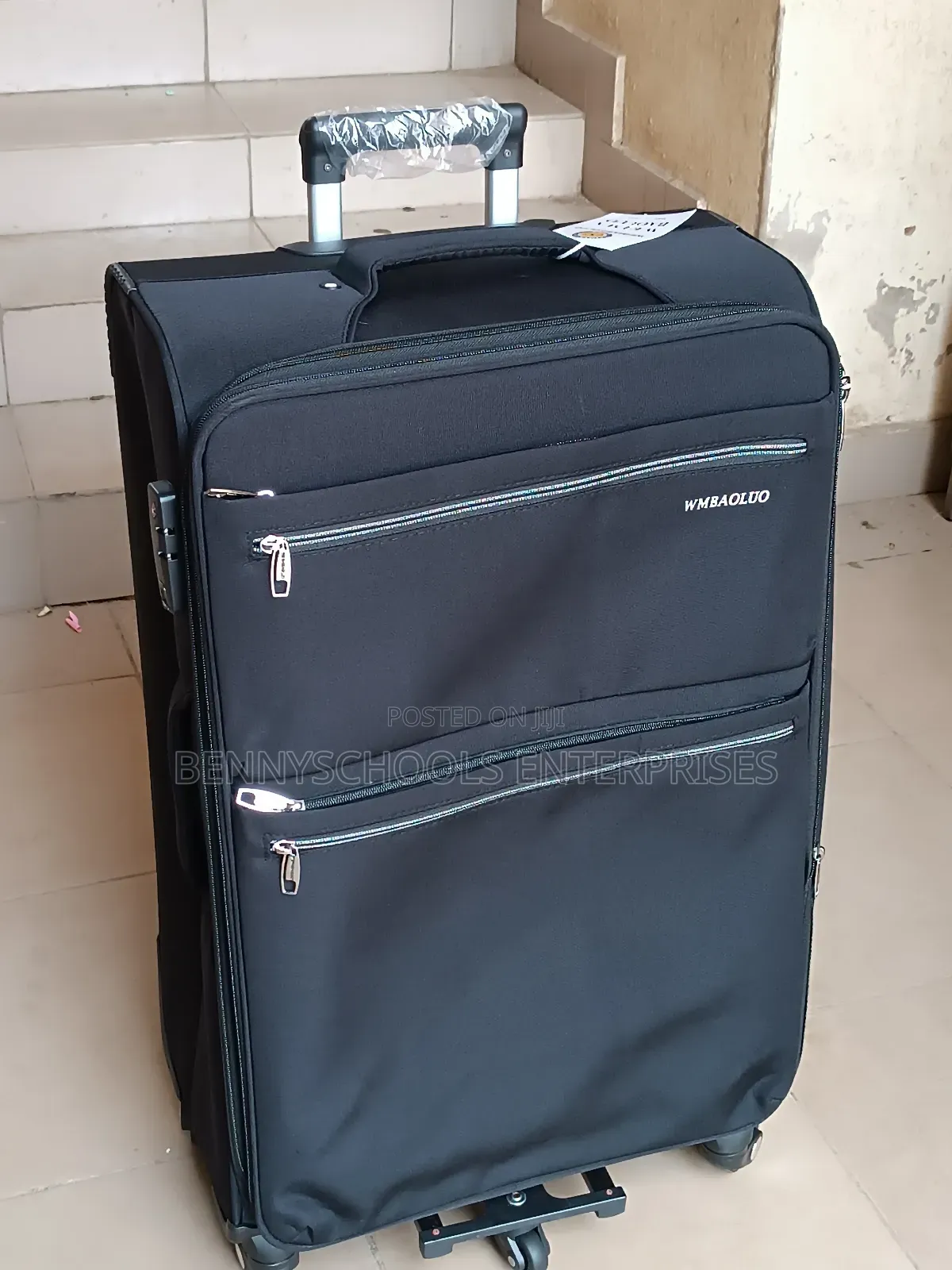 Big Imported Quality Travelling Luggage Box With 5 Wheels