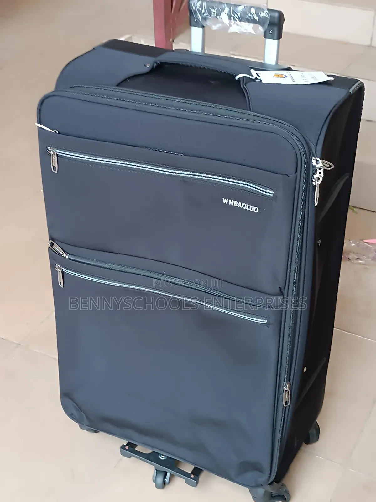 Big Imported Quality Travelling Luggage Box With 5 Wheels
