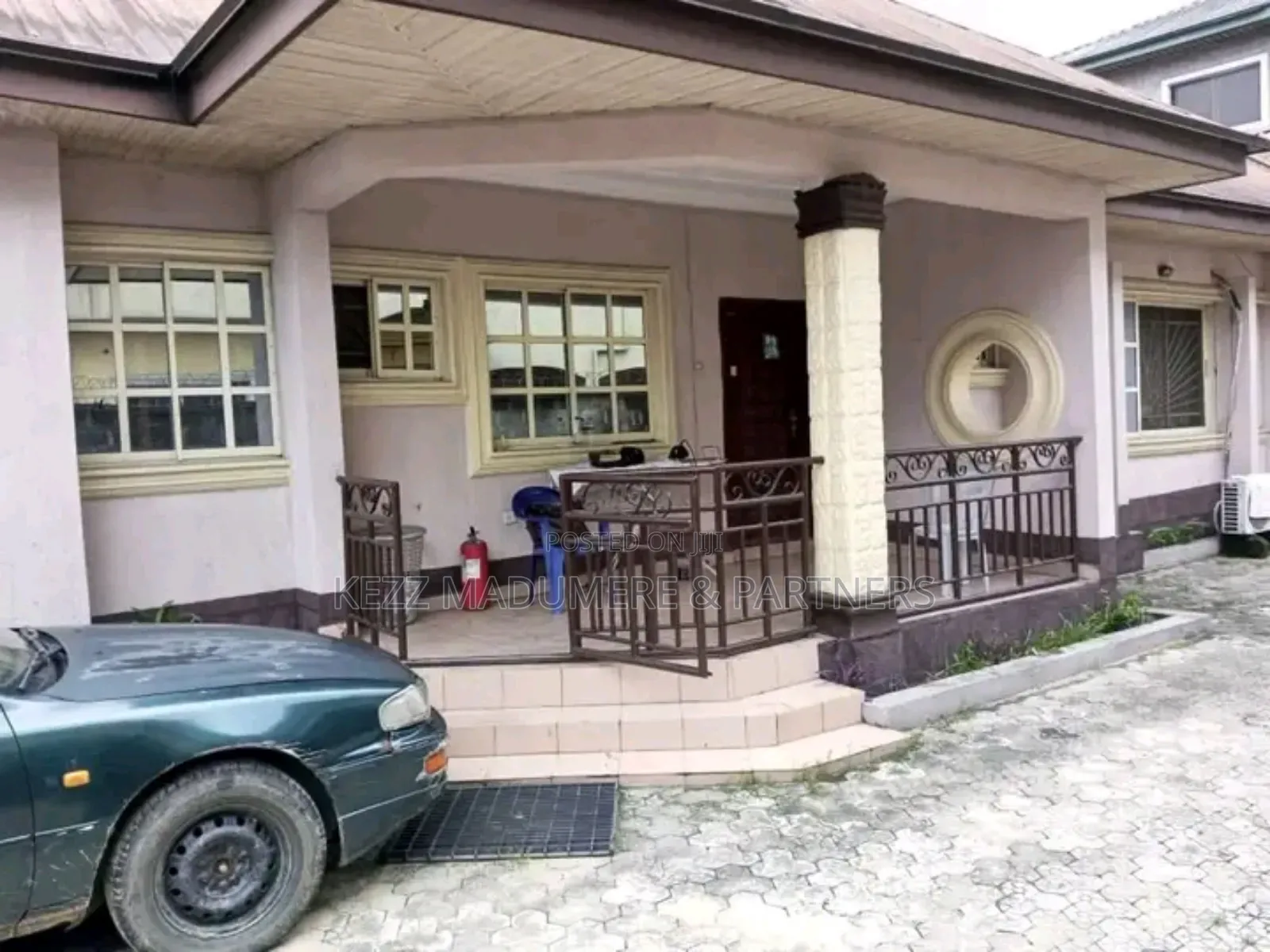 5bdrm Bungalow in Elelenwo , Port for sale