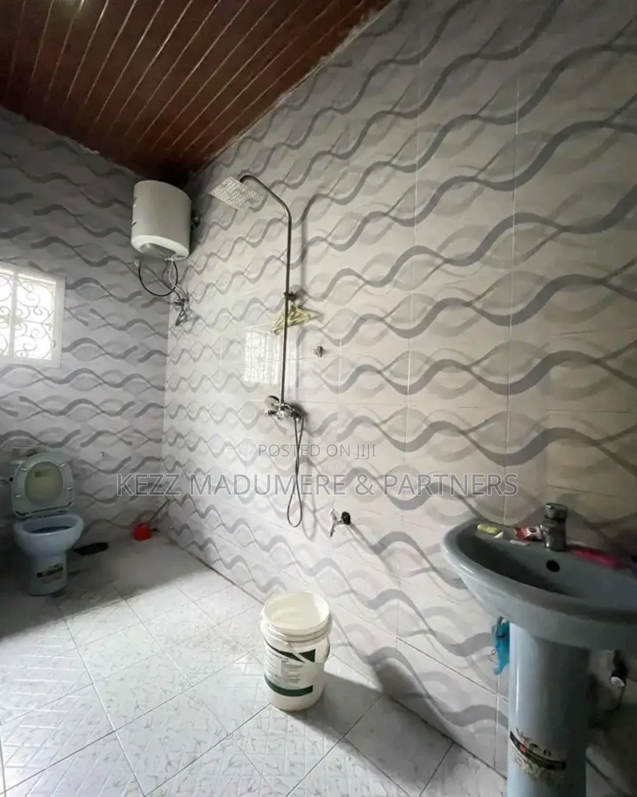 5bdrm Duplex in Rukpokwu , Port for sale