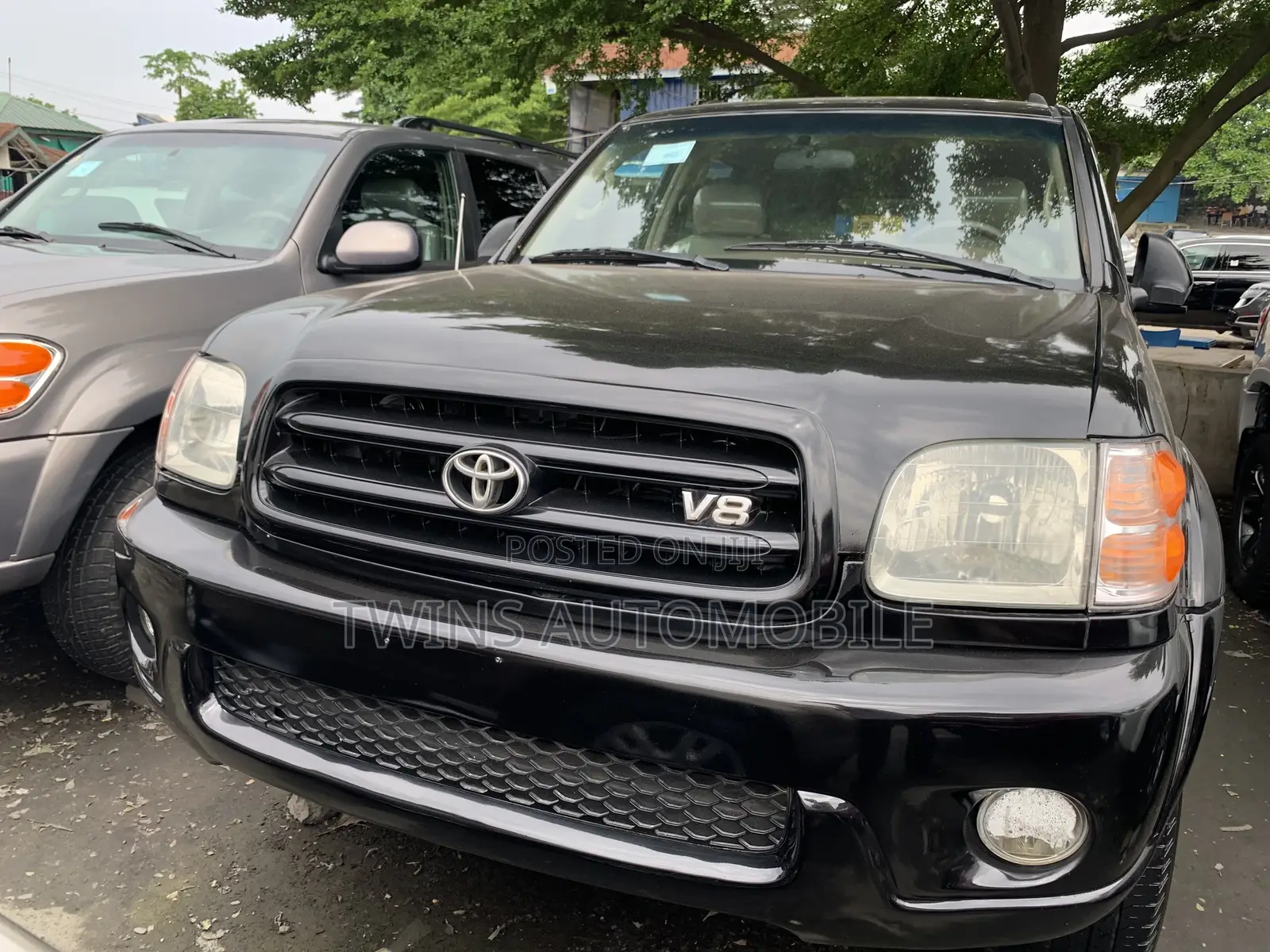 Toyota Sequoia 2004 Black