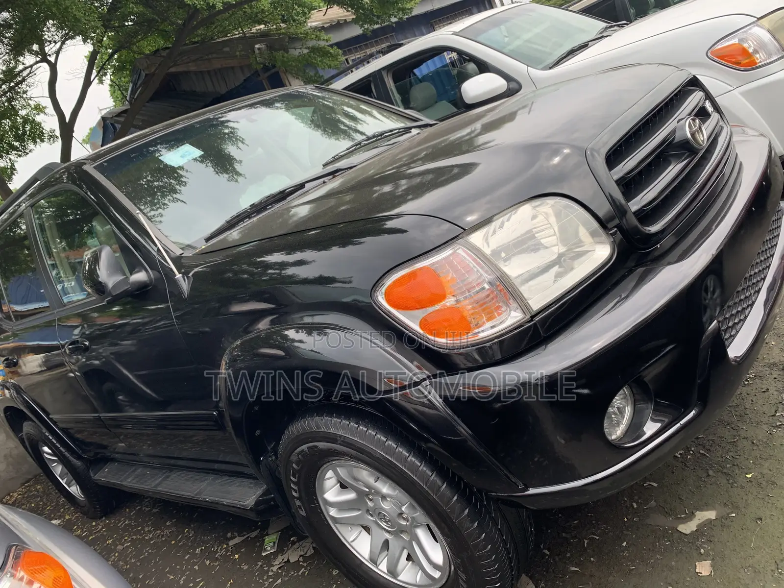 Toyota Sequoia 2004 Black