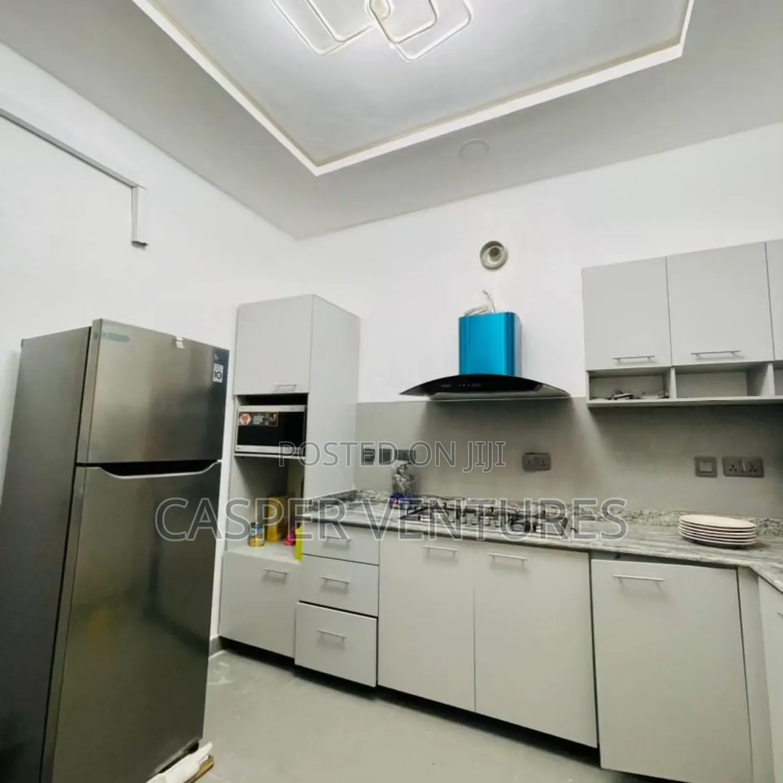 Colorfuly and Enchanting 2bed