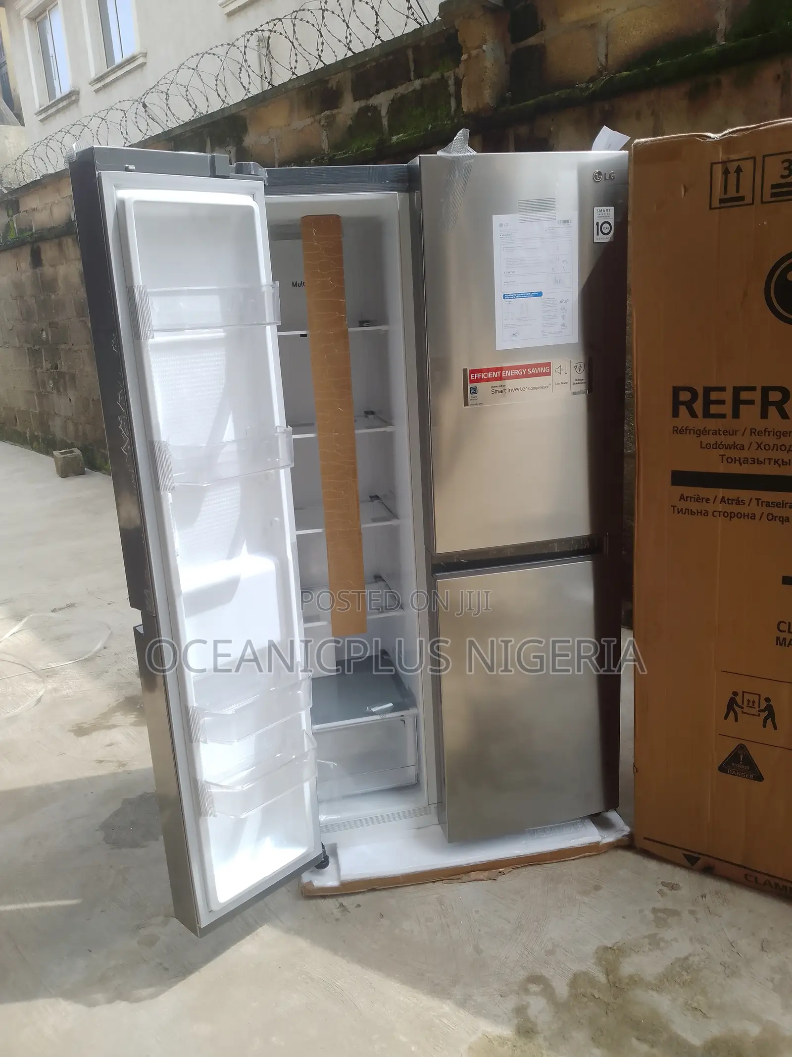 Efficient 688litre Standard LG Double Door Refrigerator