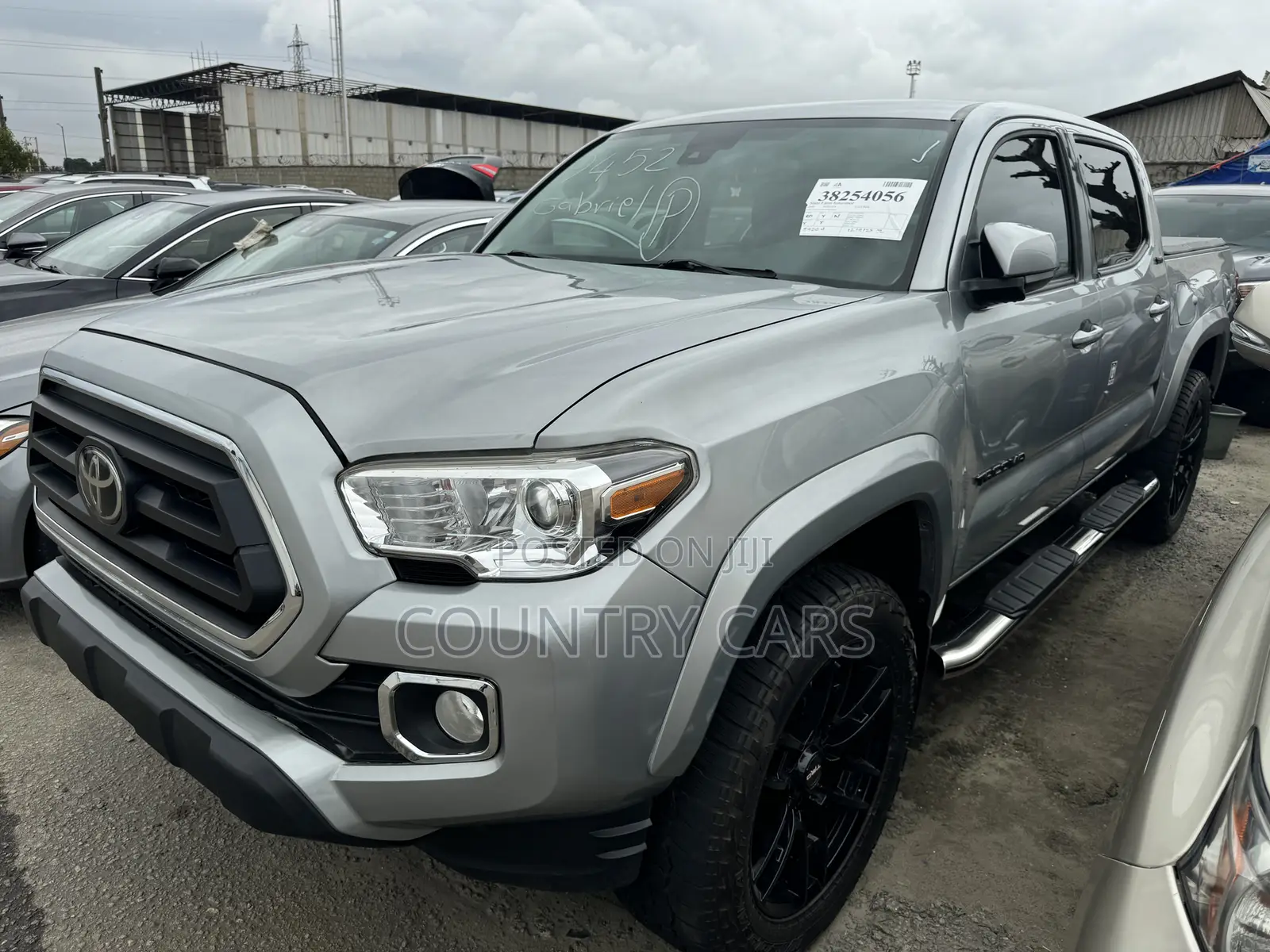 Toyota Tacoma 2020 Silver
