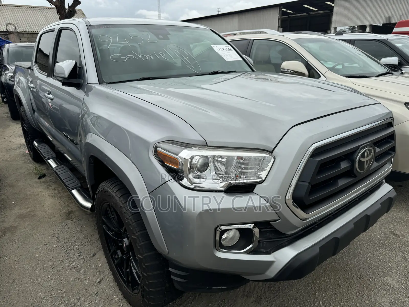 Toyota Tacoma 2020 Silver
