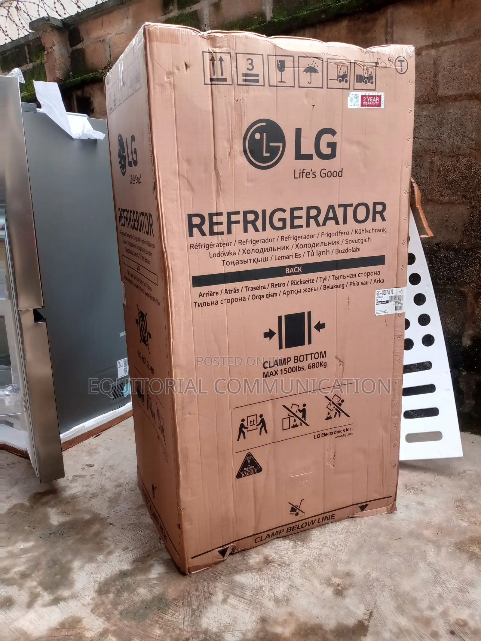 Effective Side by Side LG Refrigerator
