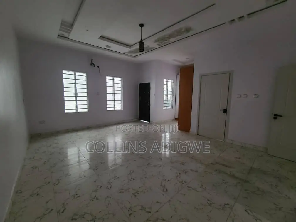 4bdrm Duplex in Oral Estate Chevron for sale