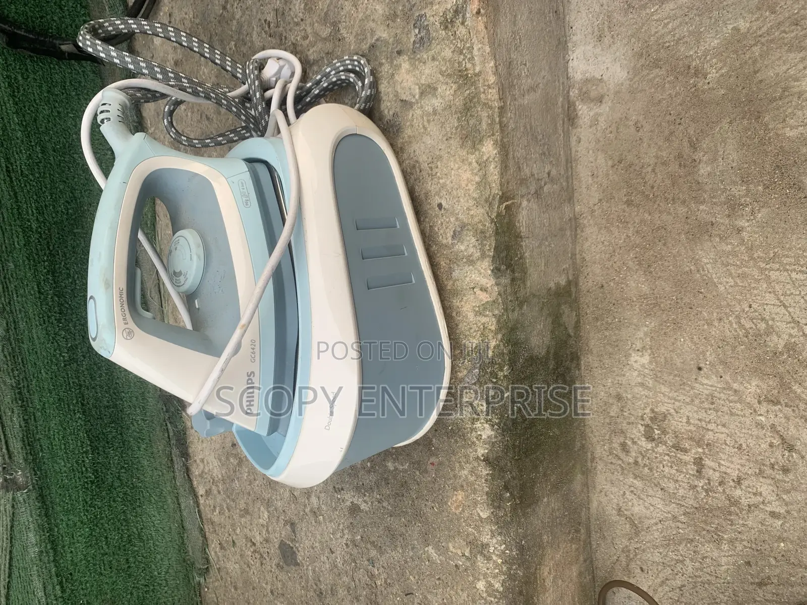 Philip Industrial Steam Iron for Laundry and Fashion