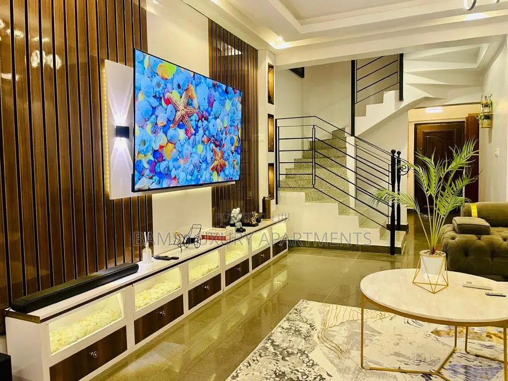 New Listing Apartment