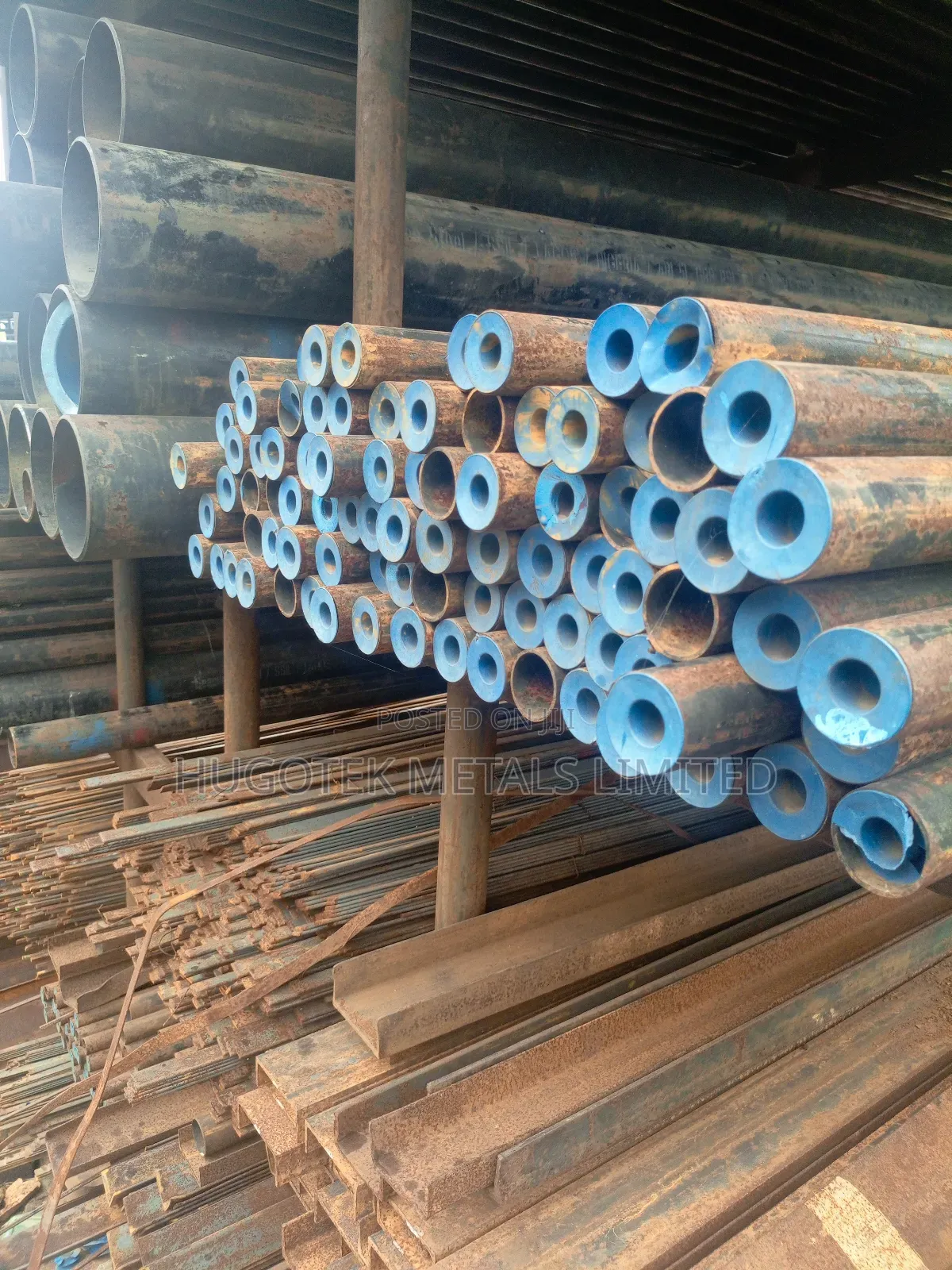 11⁄2x11⁄2 (40by40) Seamless Pipe (4mm, 6mm)