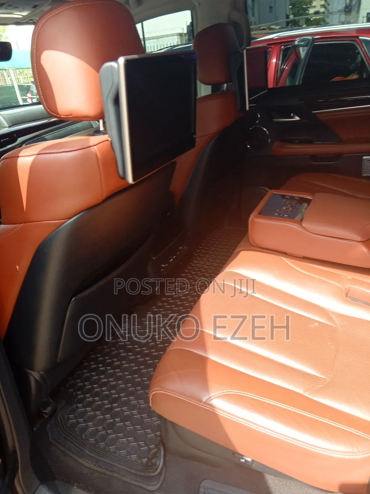 Lexus LX 570 (5 seats) AWD 2021 Black