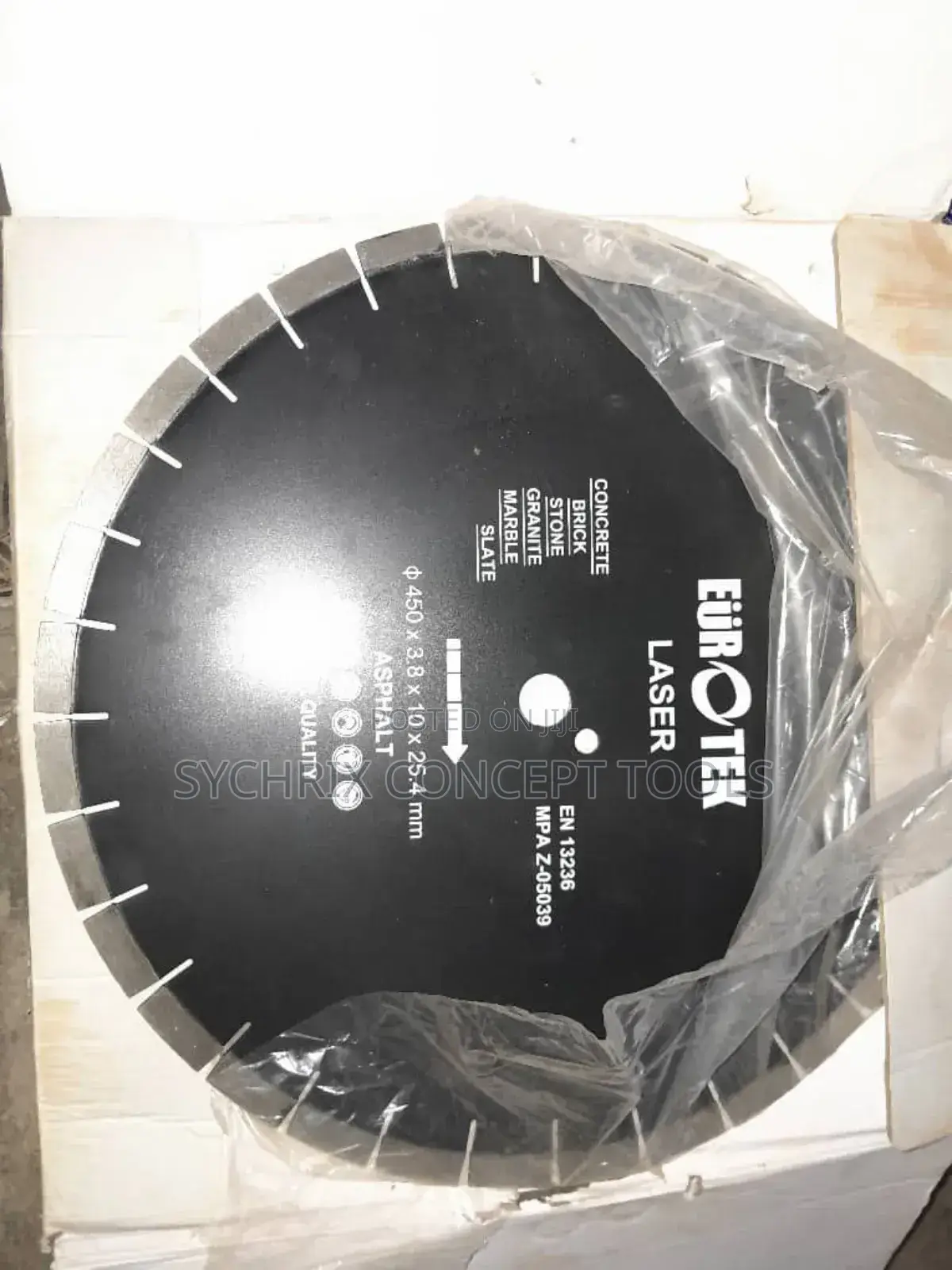 Concrete ,Brick,Stone,Granite and Marble Cutting Blade 18"