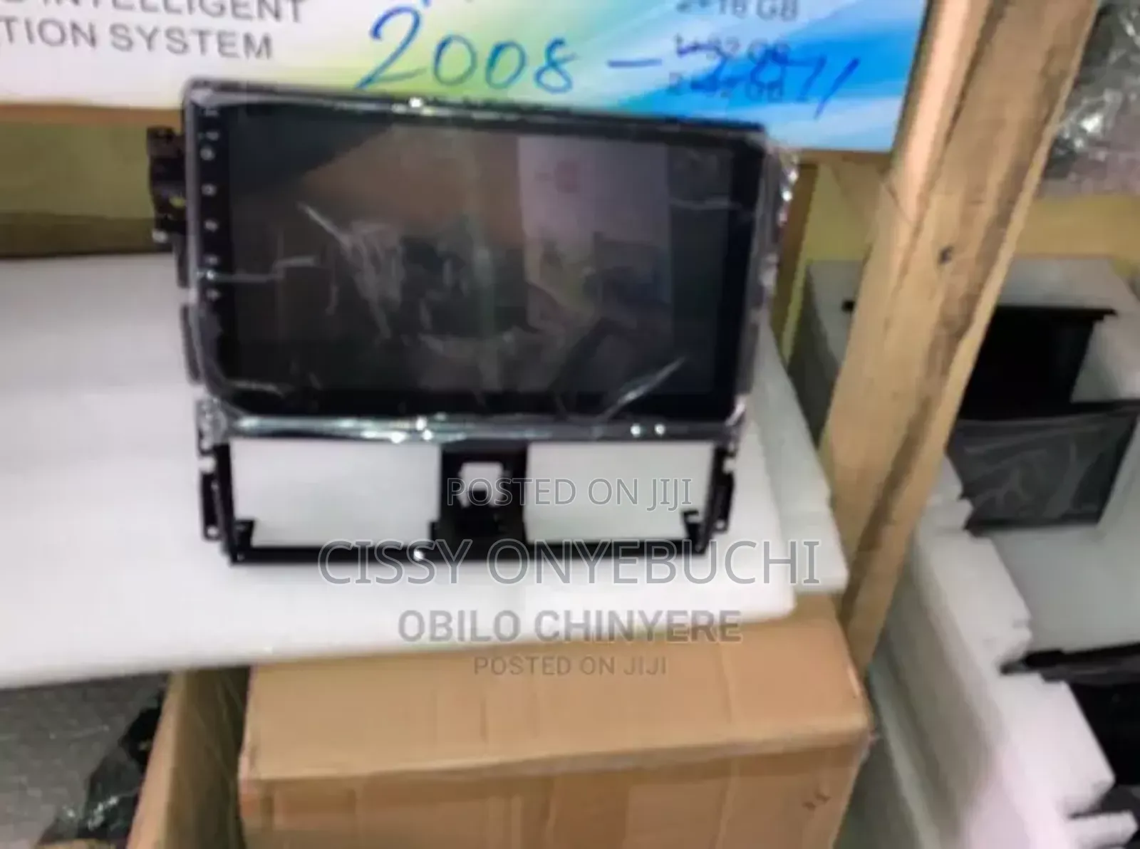 Toyota Vois 2013-2016 Android Player + Reverse Camera