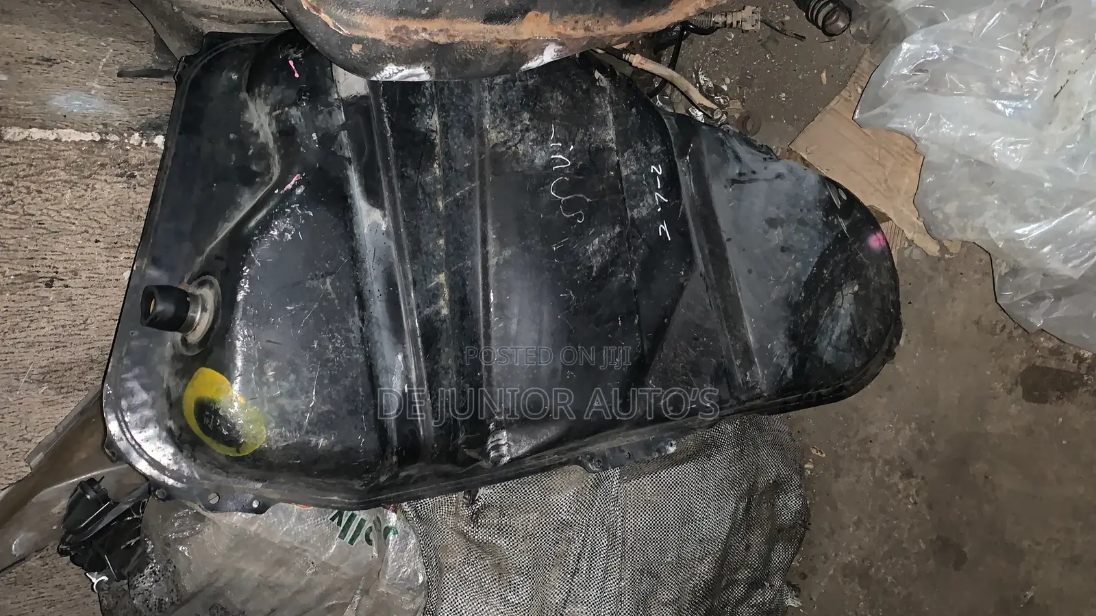 Complete Fuel Tank for Toyota Corolla 2003