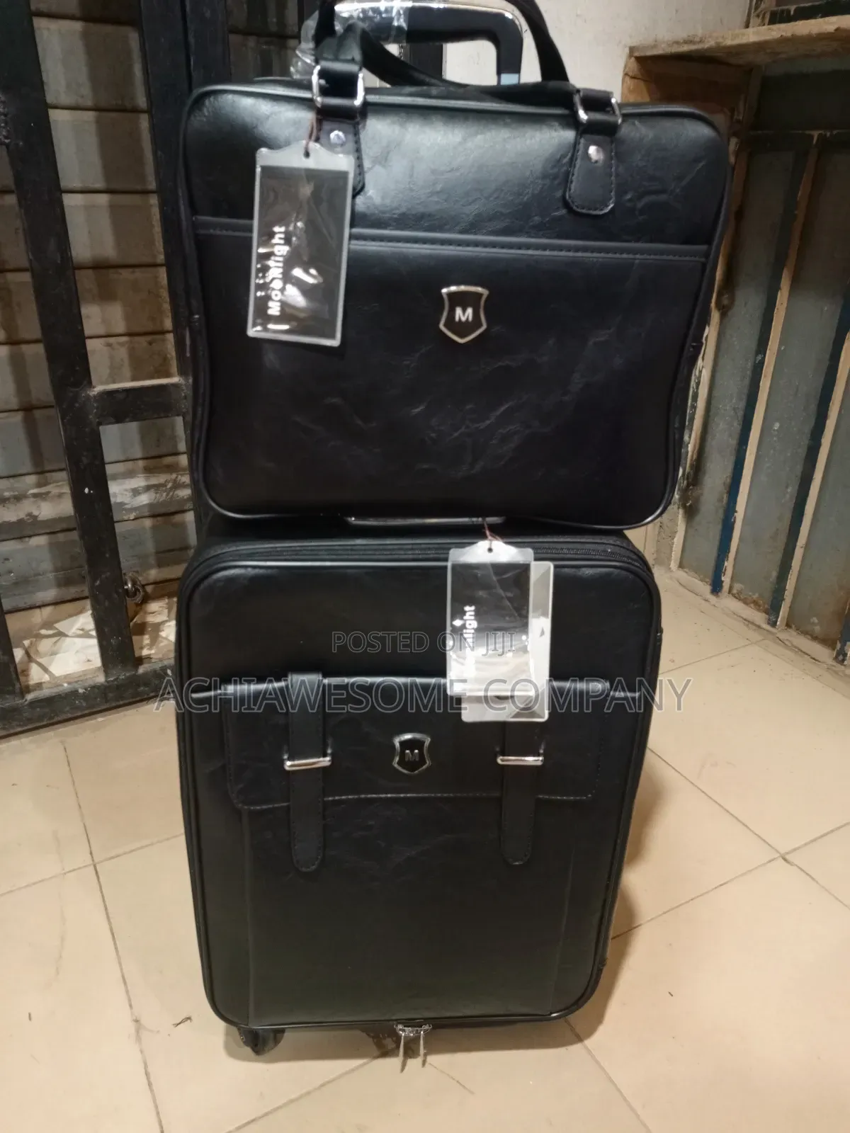 Quality Leather Box With Laptop Bag 20"