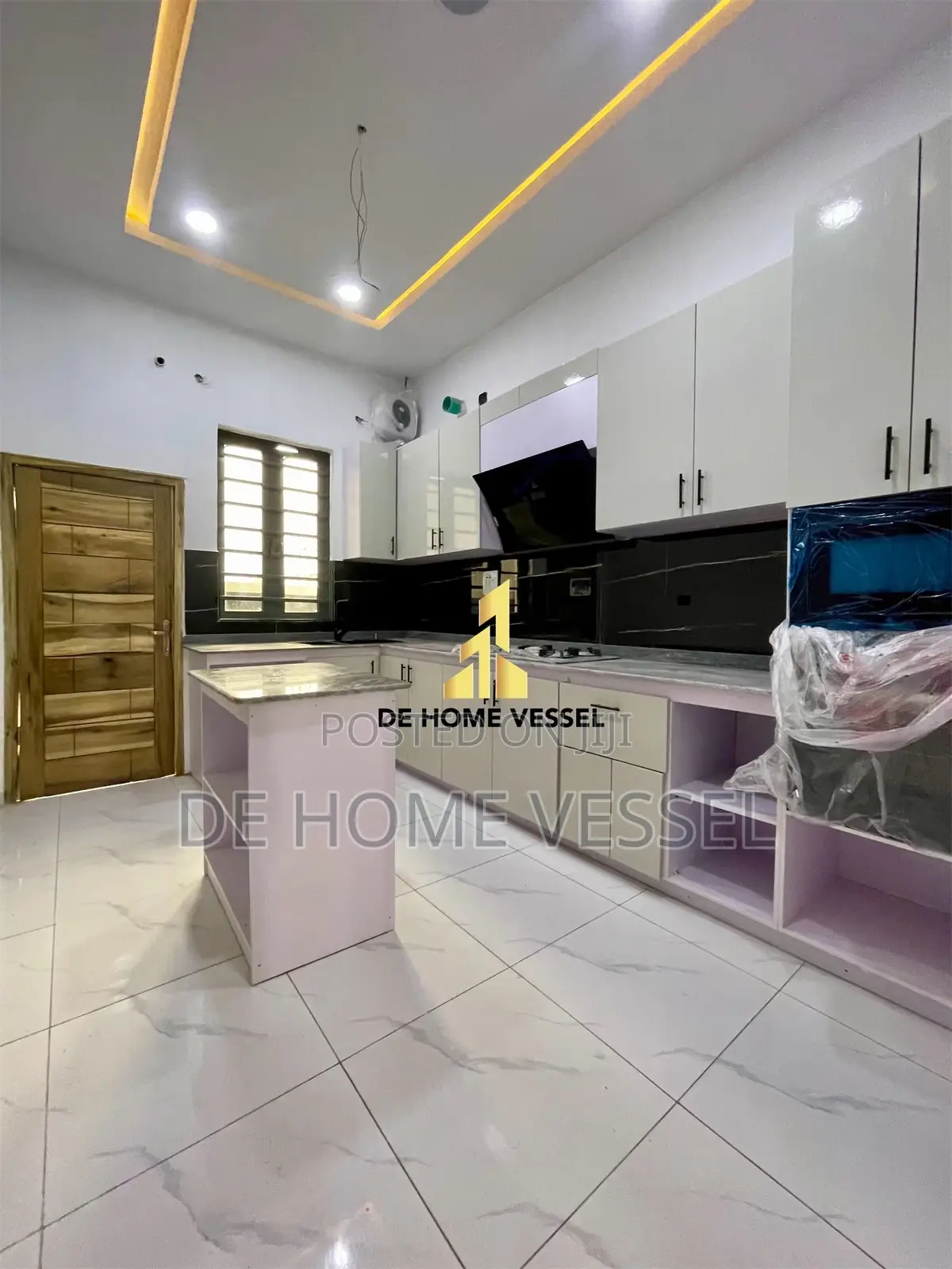 4bdrm Duplex in Lekki for sale