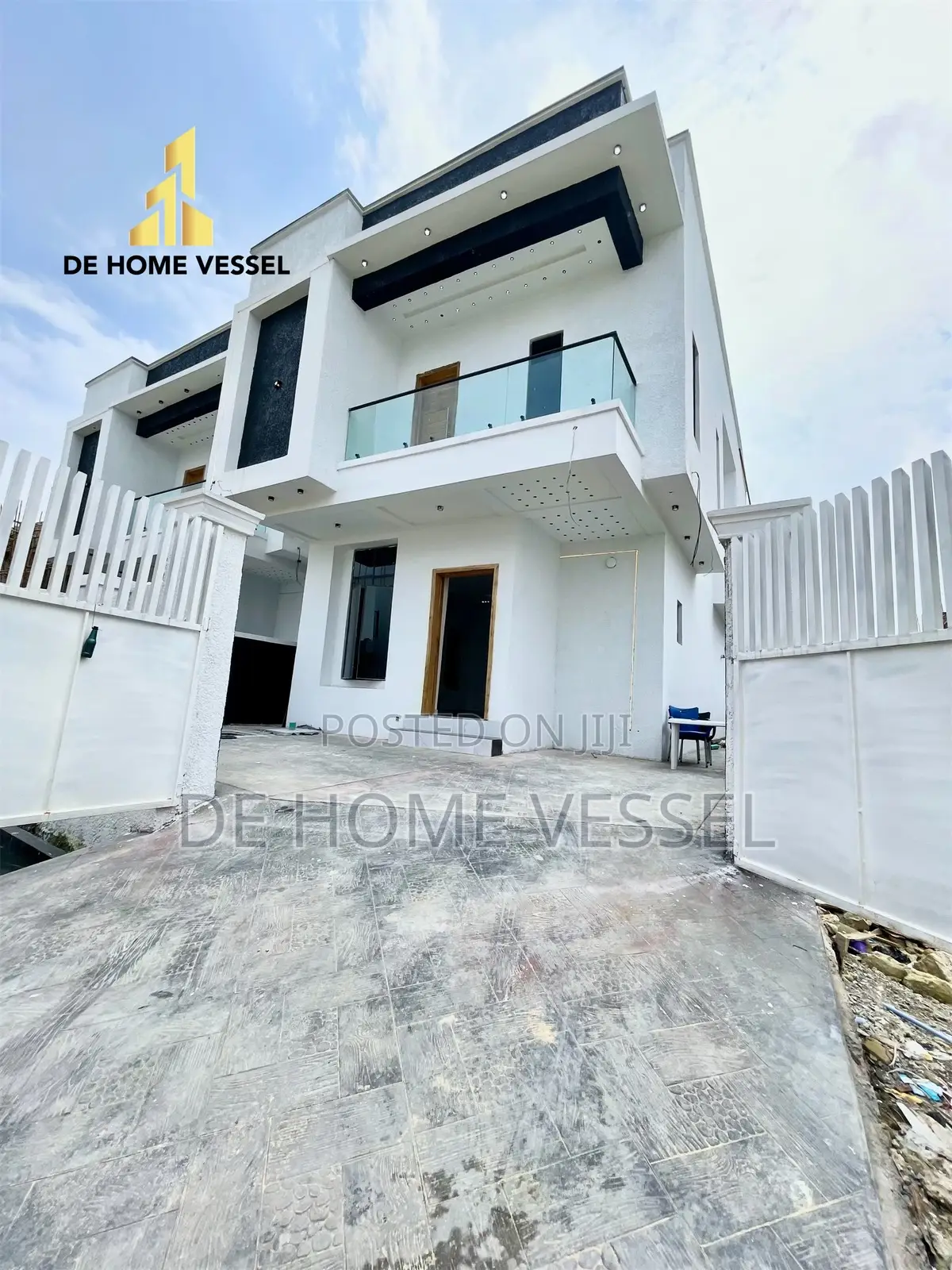 4bdrm Duplex in Lekki for sale