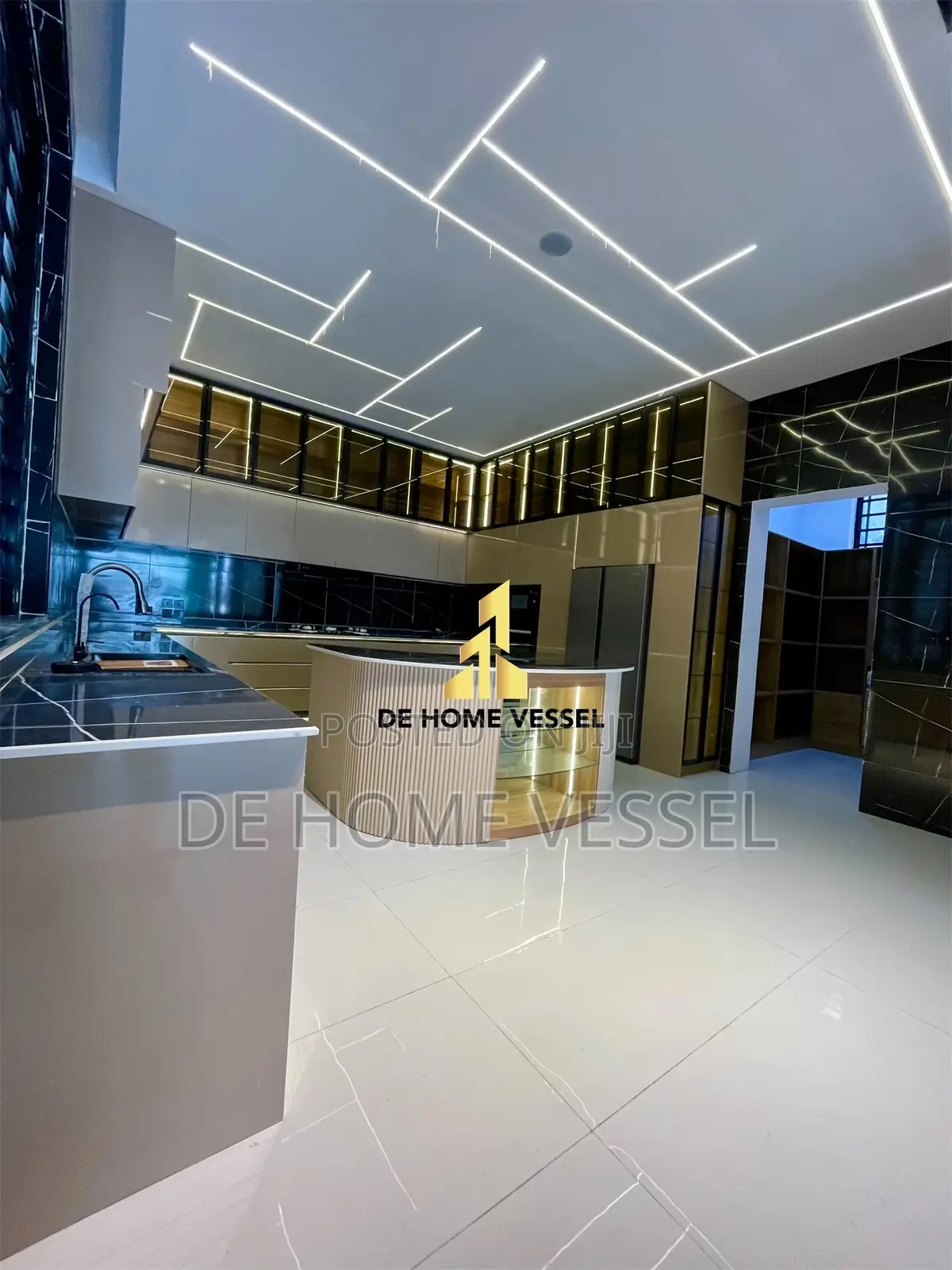5bdrm Duplex in Lekki for sale