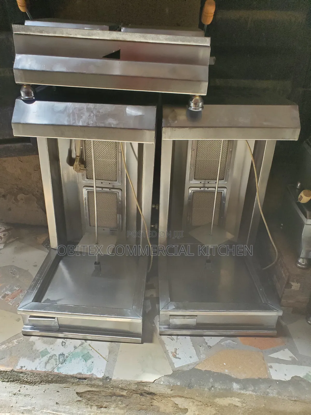 Local Fabricated Gas Shawarmer Machine for Sale