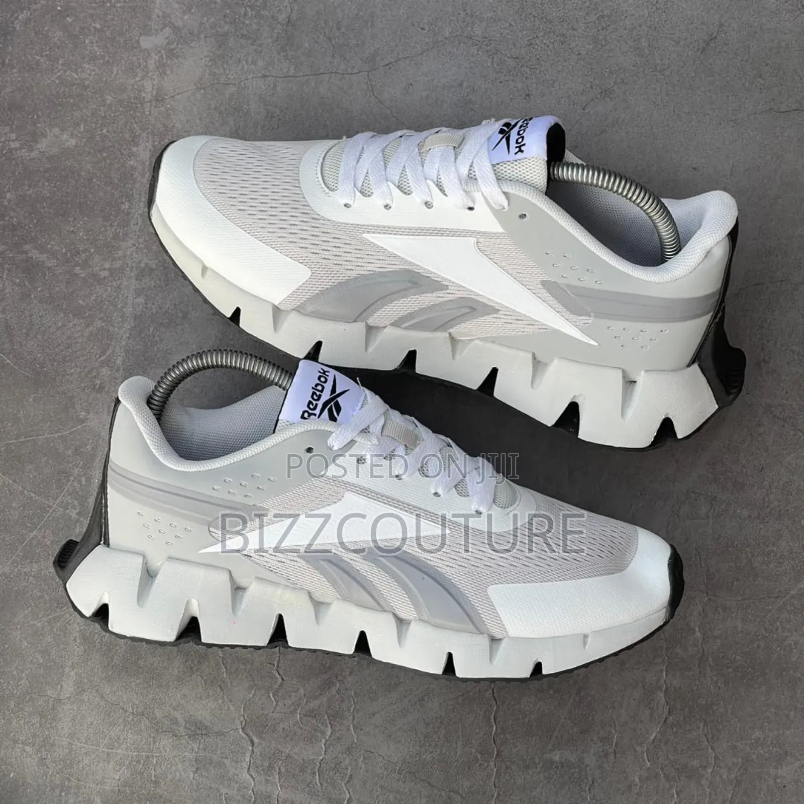 Original REEBOK Zig Dynamica 2.0 Grey Available in Store
