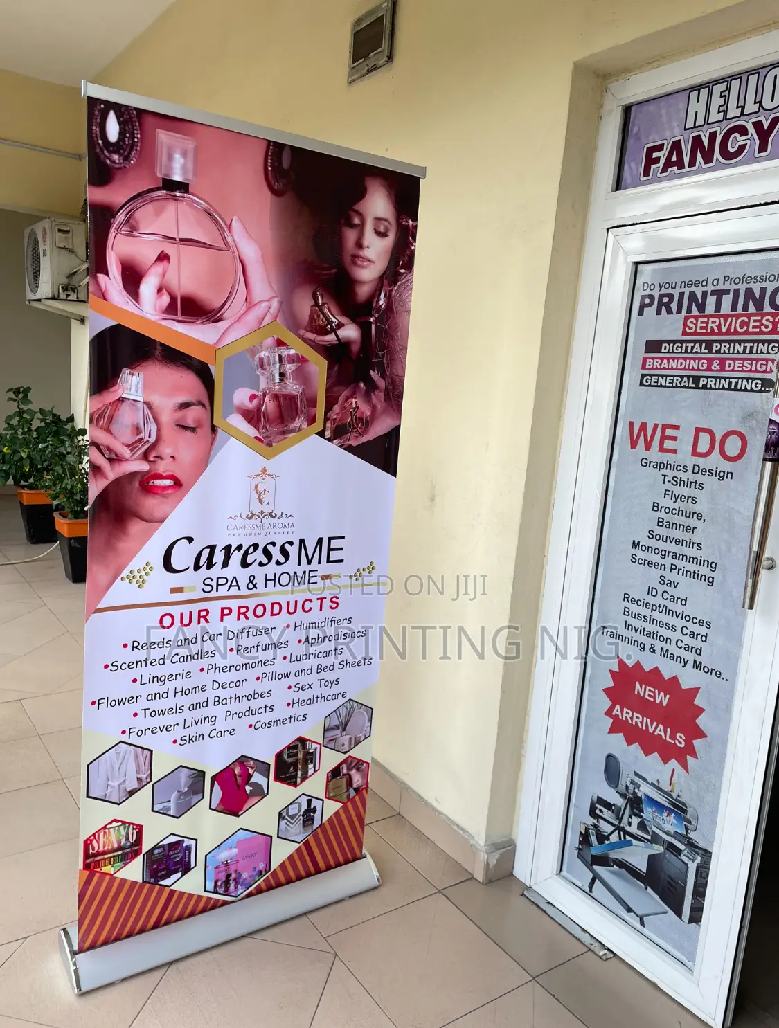 Roll Up Banner Stand – Durable Portable For Events Advertising
