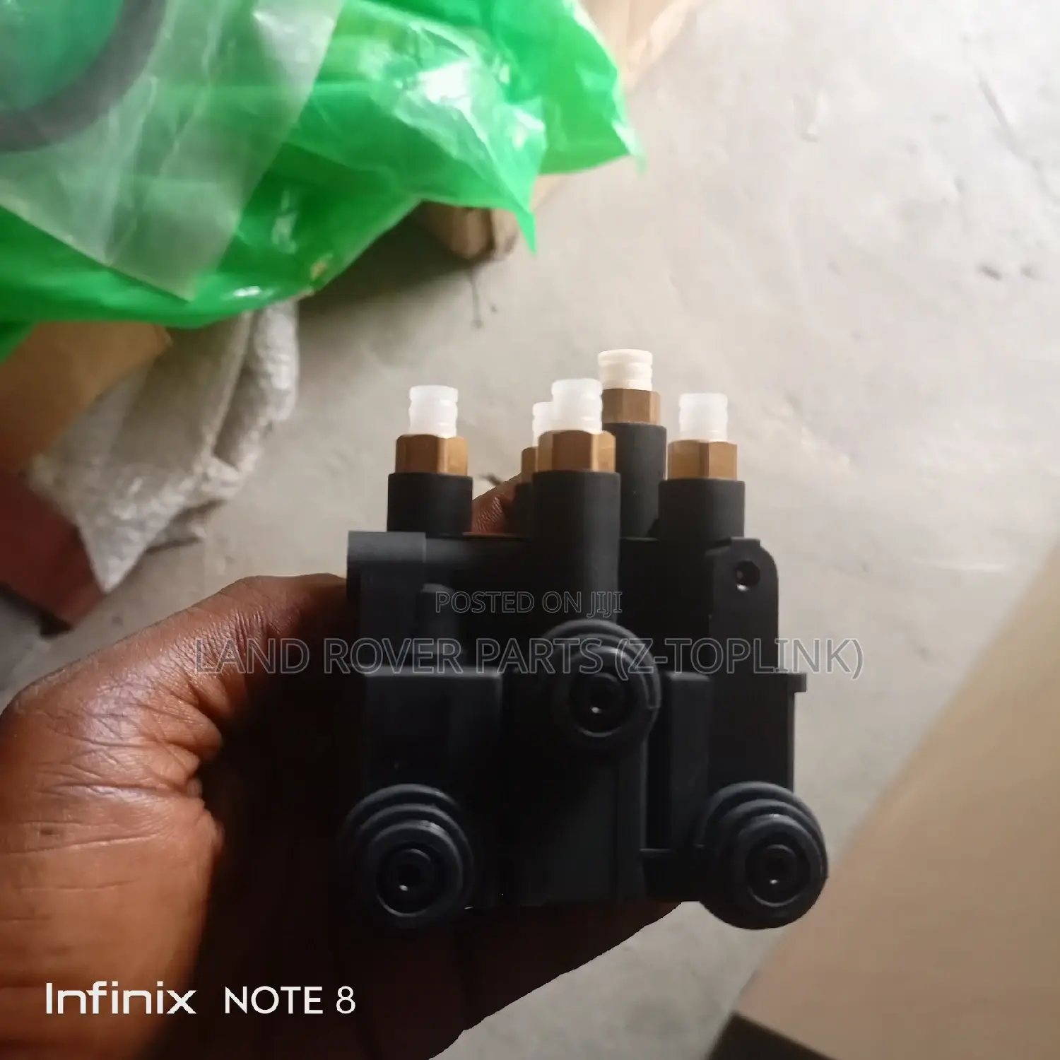 Air Suspension Valve 2013 to 2018 Range Rover