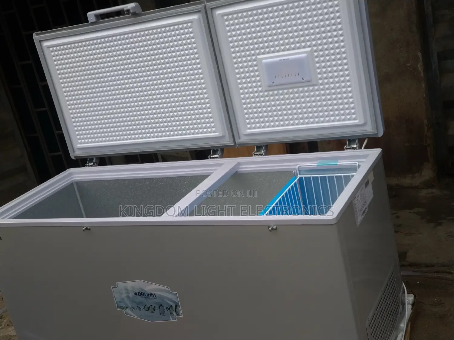 Original Bruhm Double Door Chest Freezer 600 Liters