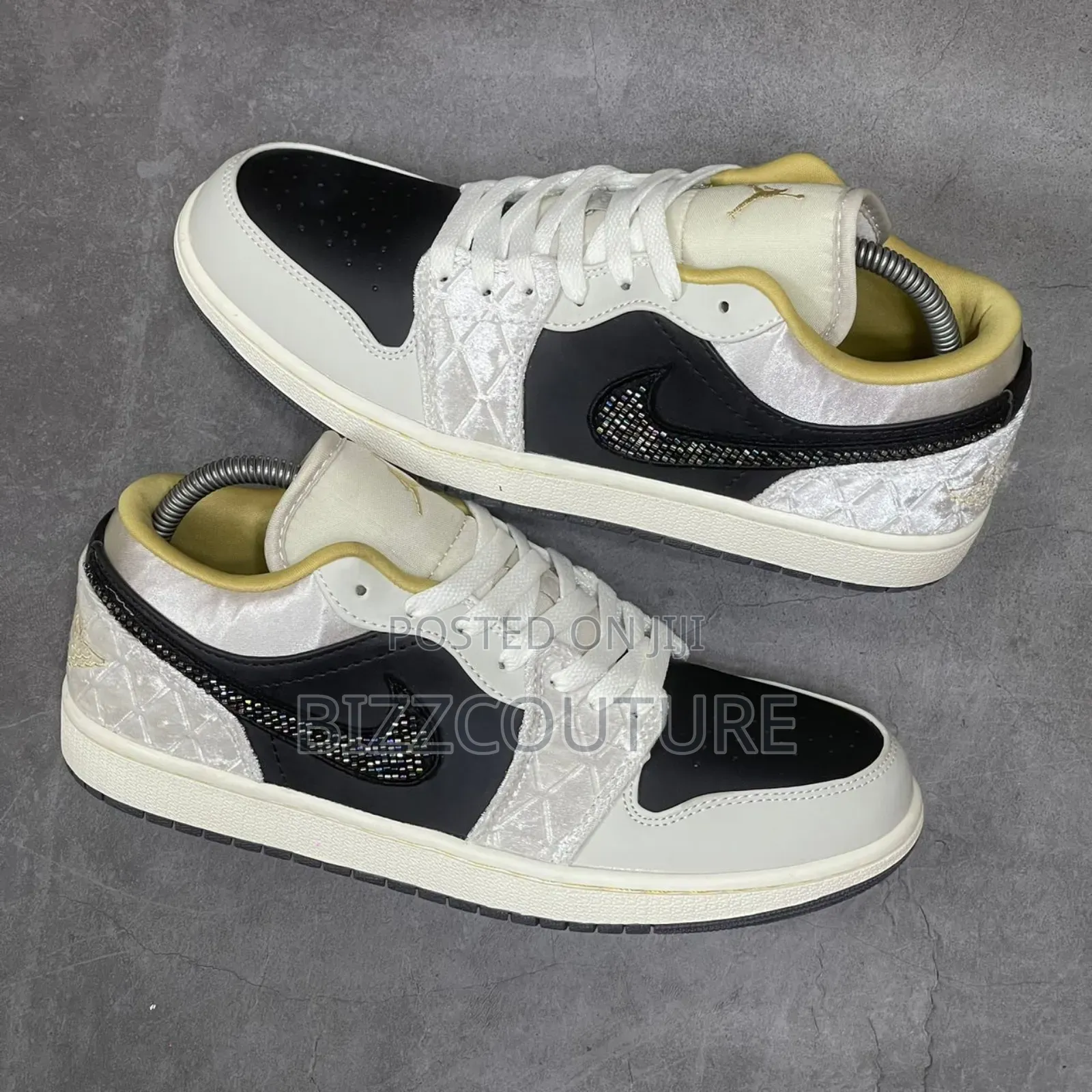 Original AIR JORDAN 1 Low SE Beaded Swoosh Available Instore