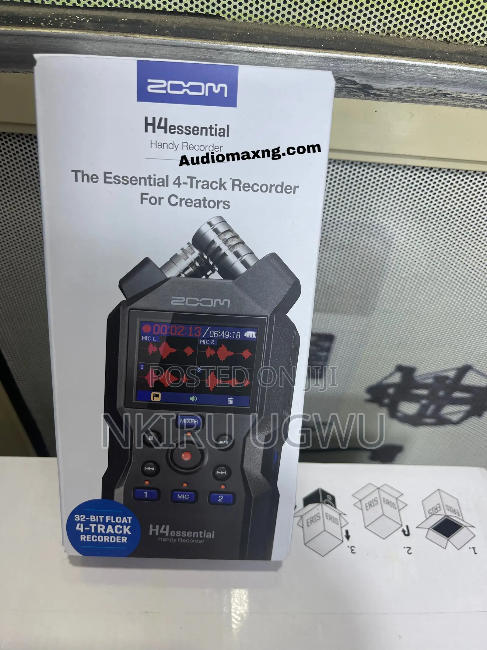 Zoom H4essential 4-Track Handy Recorder