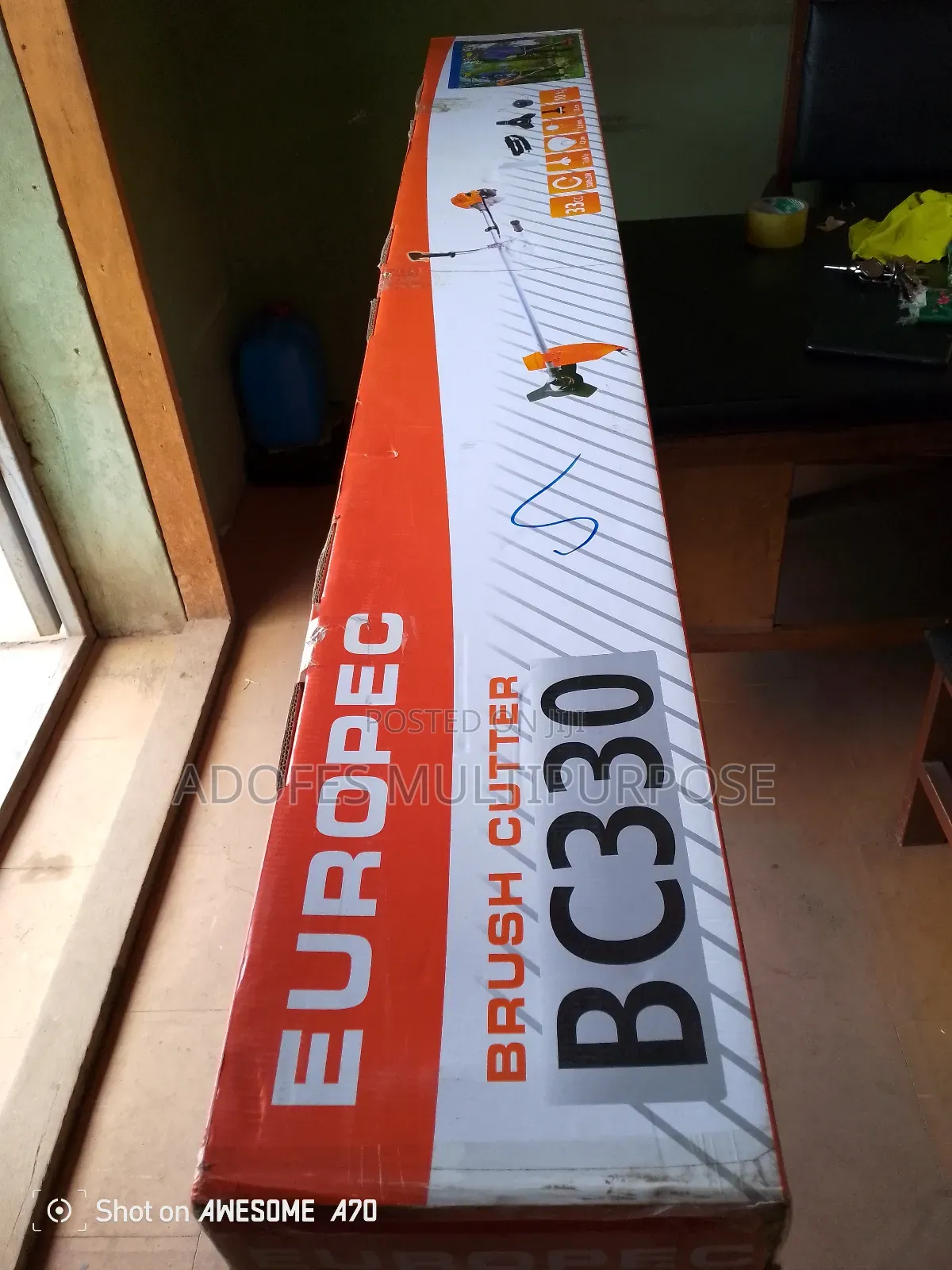 Brush Cutter Cutting Grass Europec Brand