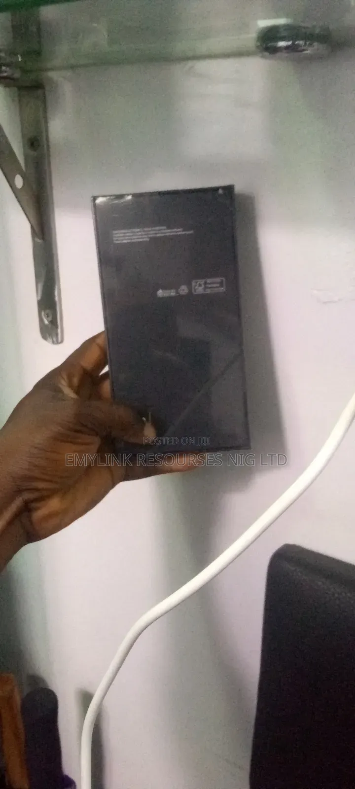 New Samsung Galaxy S22 5G 128 GB Purple
