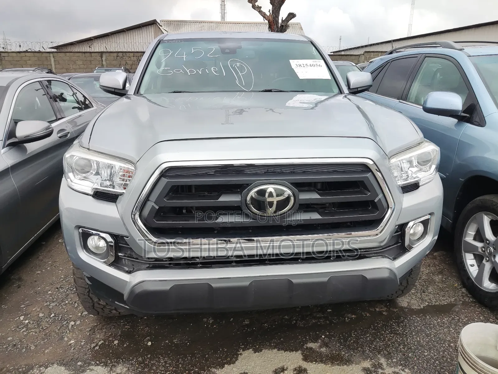 Toyota Tacoma 2020 Silver