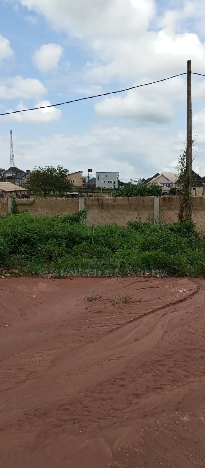 For Sale : 8 Plots Aba Rd, Umuahia