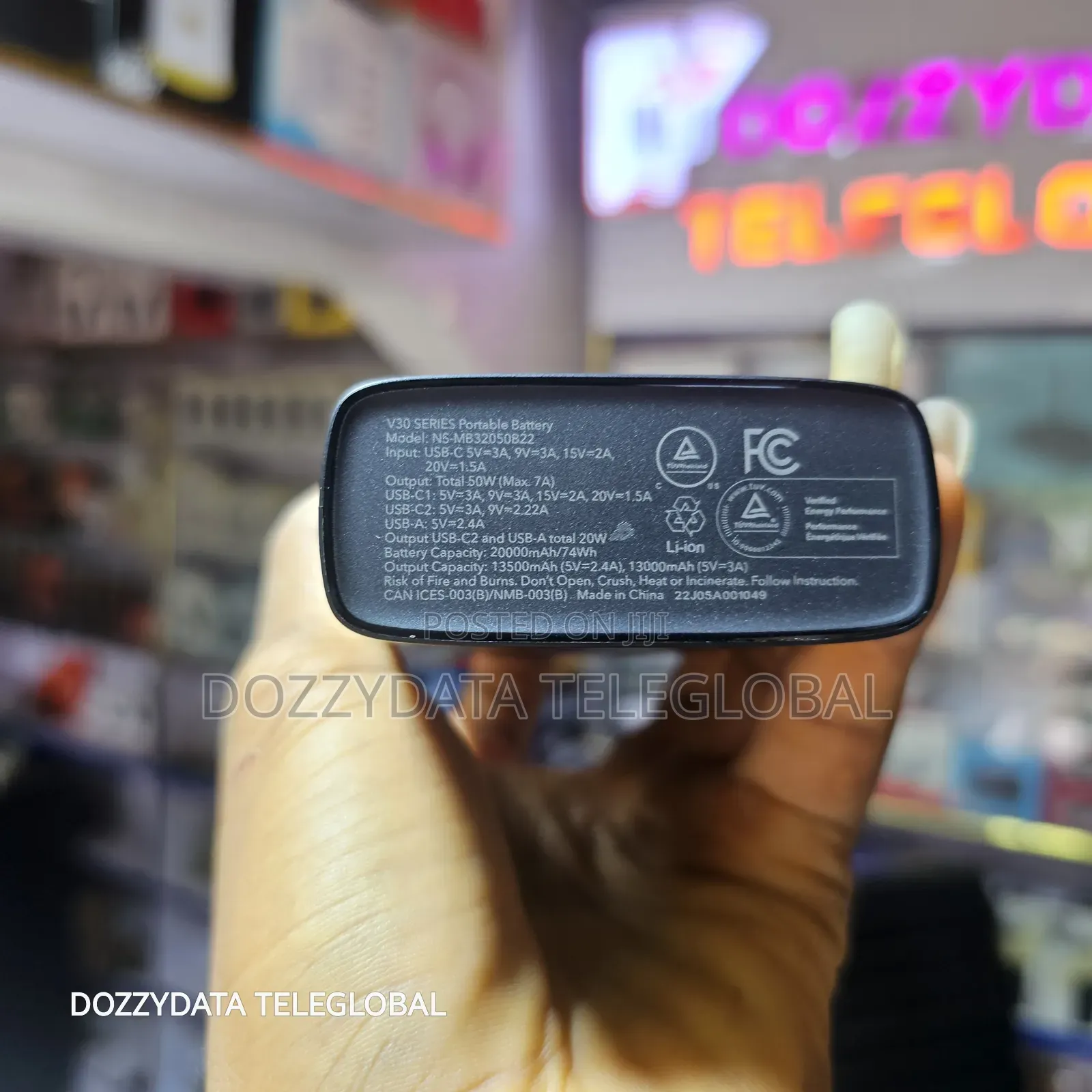 Insignia 20000mah 50W Powerbank