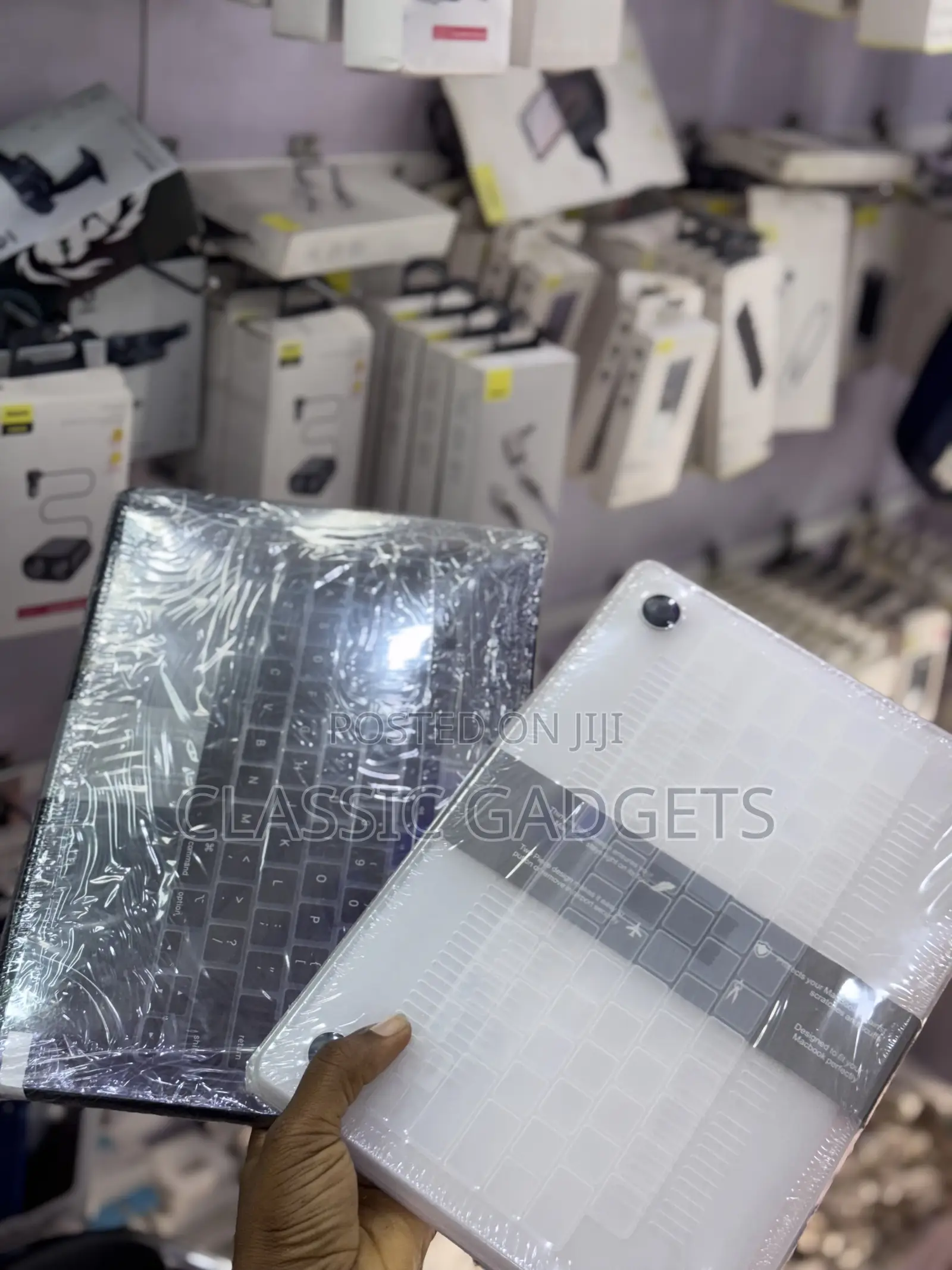 Ultra Slim Case for Macbook Air 13” 2022 With Keyboard Cover
