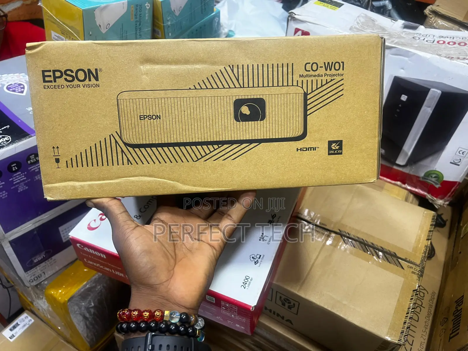 EPSON Projector 3000 Lumens Co-W01