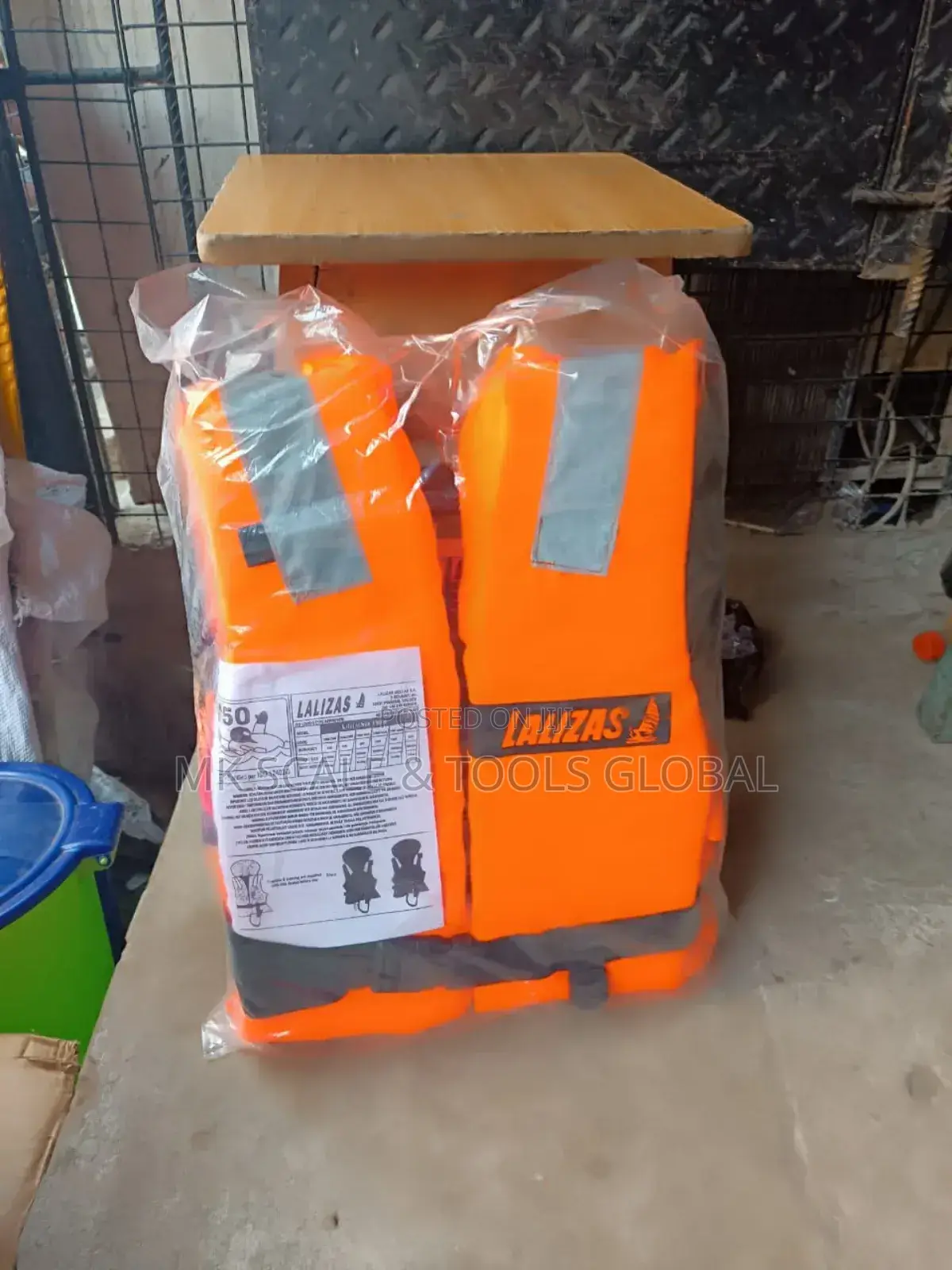 Lazilas Life Jacket