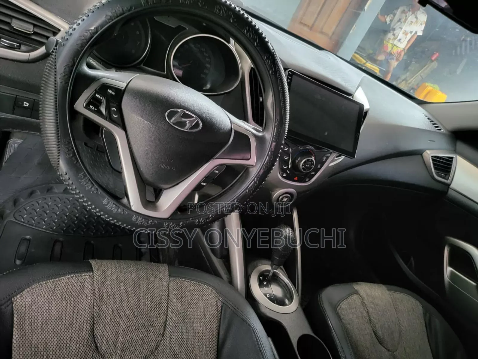 Hyundai Veloster 2011-2017 Android Player + Reverse Camera