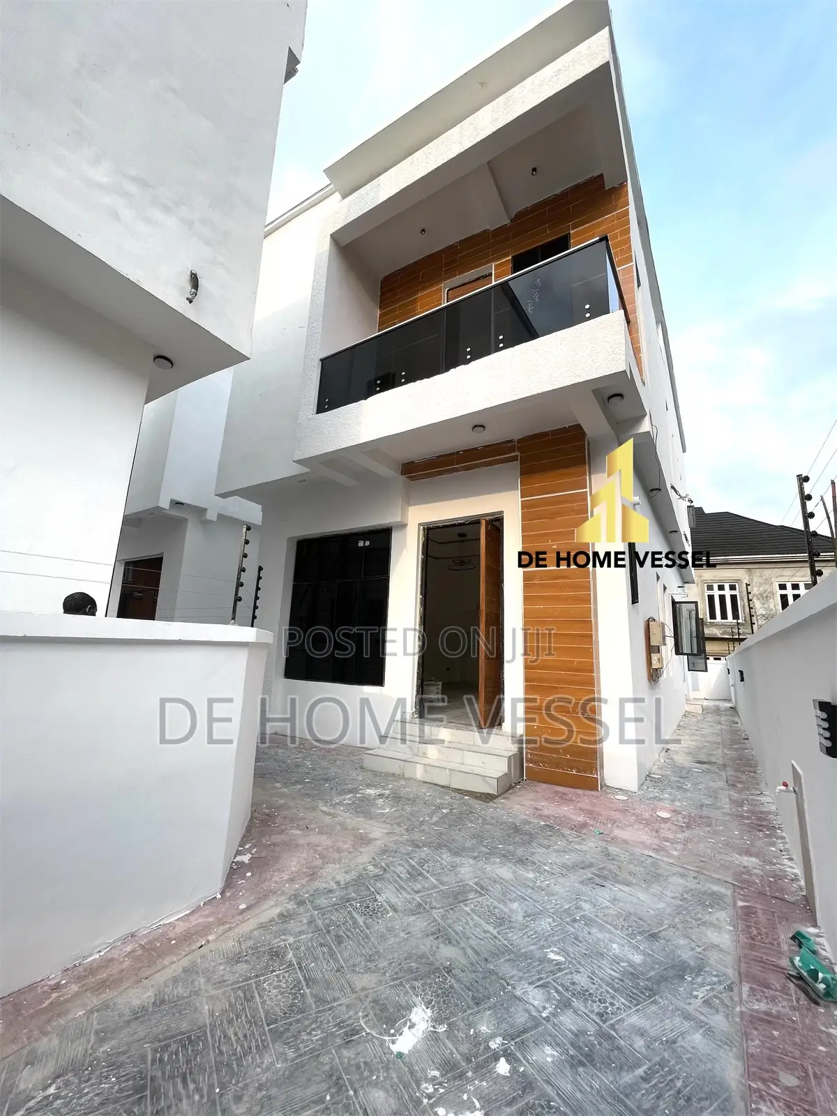 4bdrm Duplex in Lekki for sale