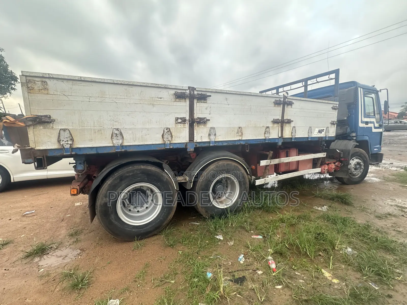 VOLVO Fl10bolts